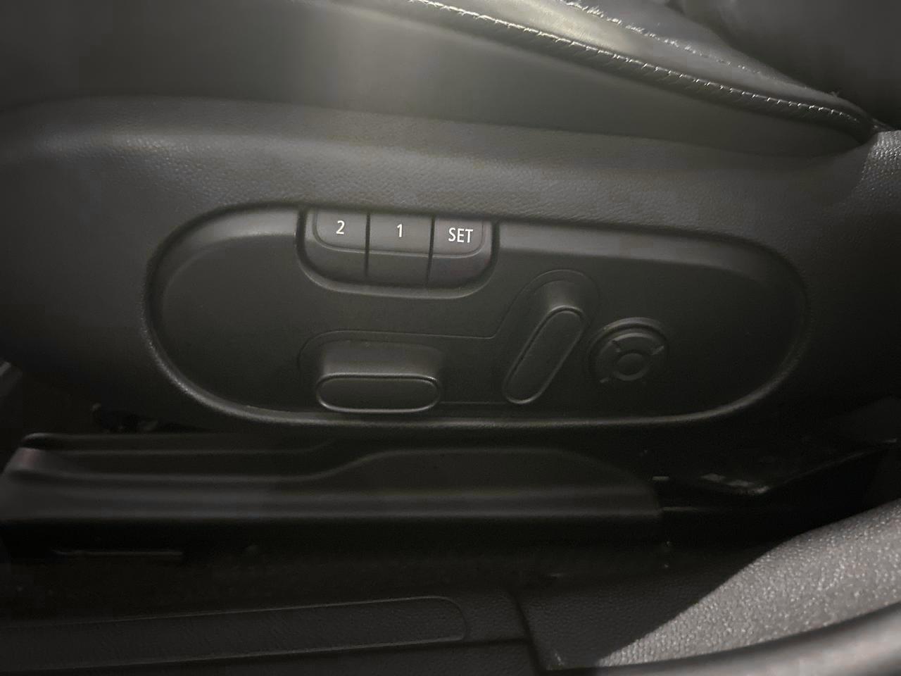 MINI Clubman 2.0i Cooper S ALL4-image-24