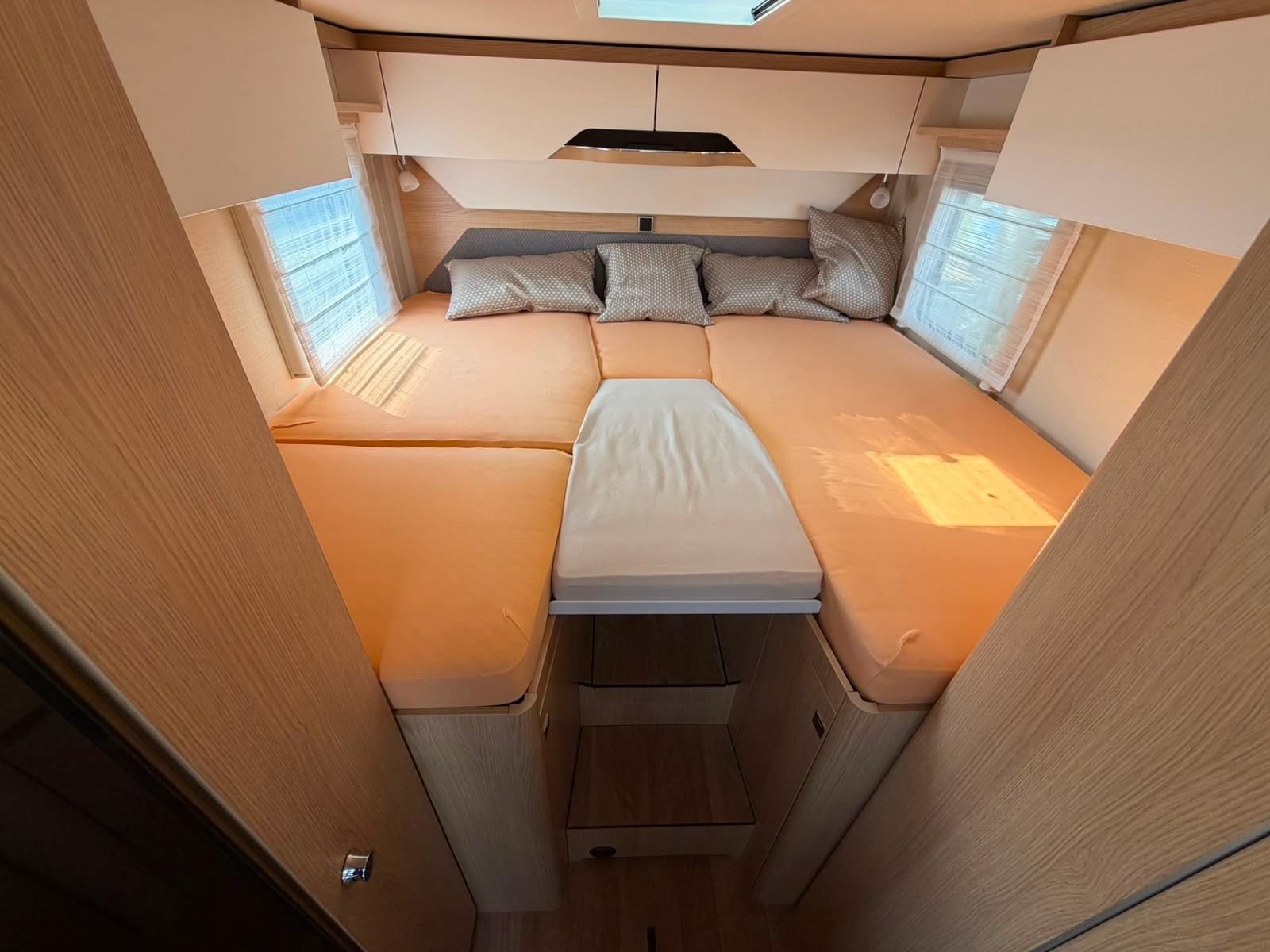 MERCEDES-BENZ ***HYMER BMC 580MC***AUTOMAT 9G-TRONIC ***170PS***LÄNGSBETT***NEUWERTIGER-ZUSTAND***VOLL-LED-SCHEINWERFER***-image-20