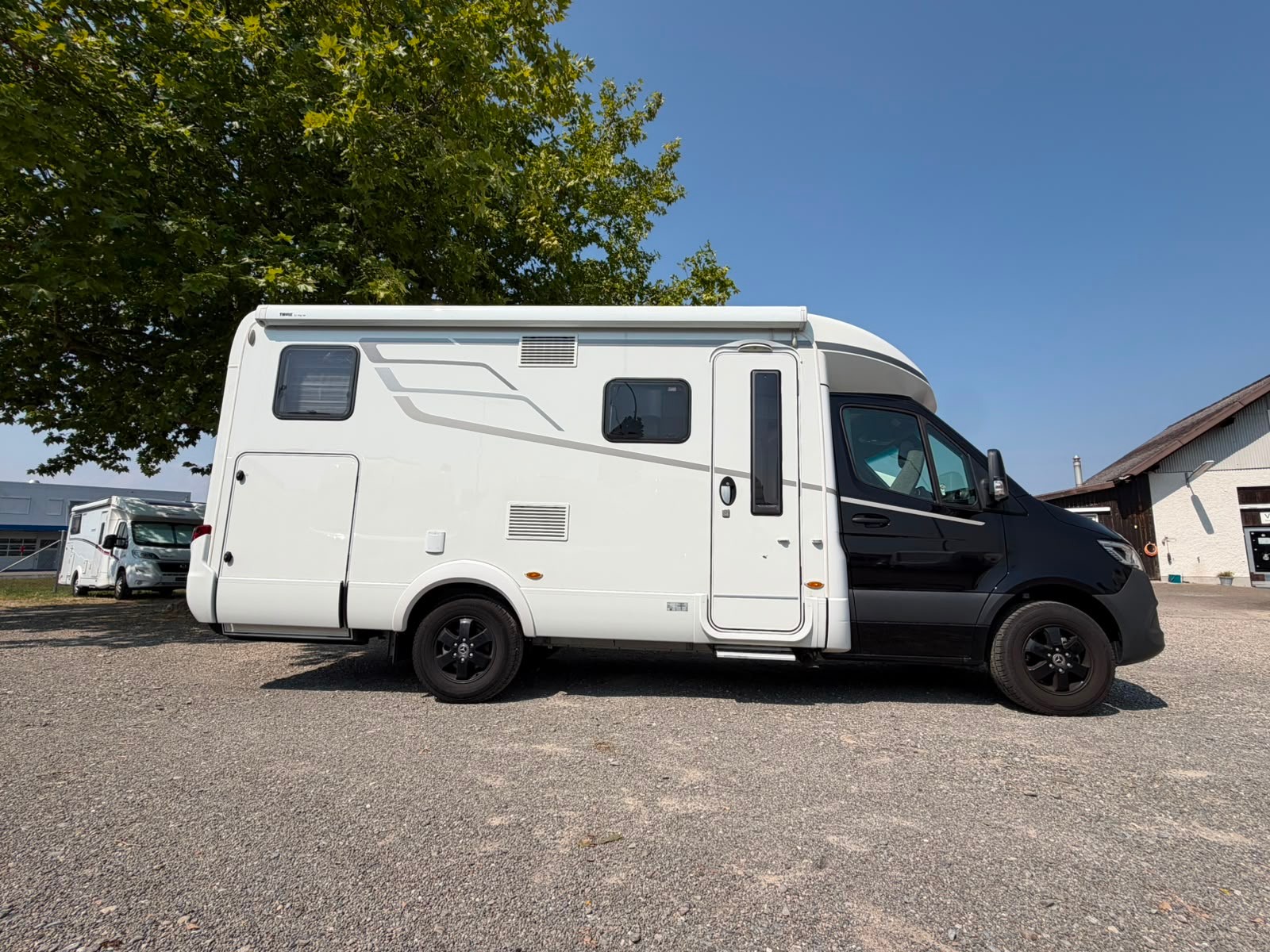 MERCEDES-BENZ ***HYMER BMC 580MC***AUTOMAT 9G-TRONIC ***170PS***LÄNGSBETT***NEUWERTIGER-ZUSTAND***VOLL-LED-SCHEINWERFER***-showroom-element-2