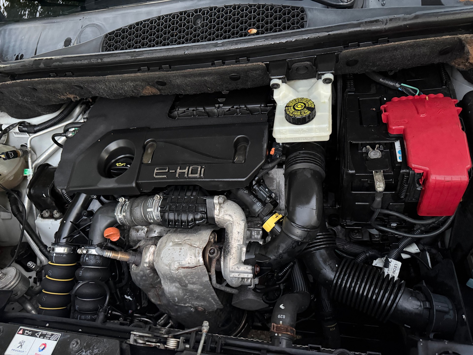 PEUGEOT Partner 1.6 e-HDI Active-image-7