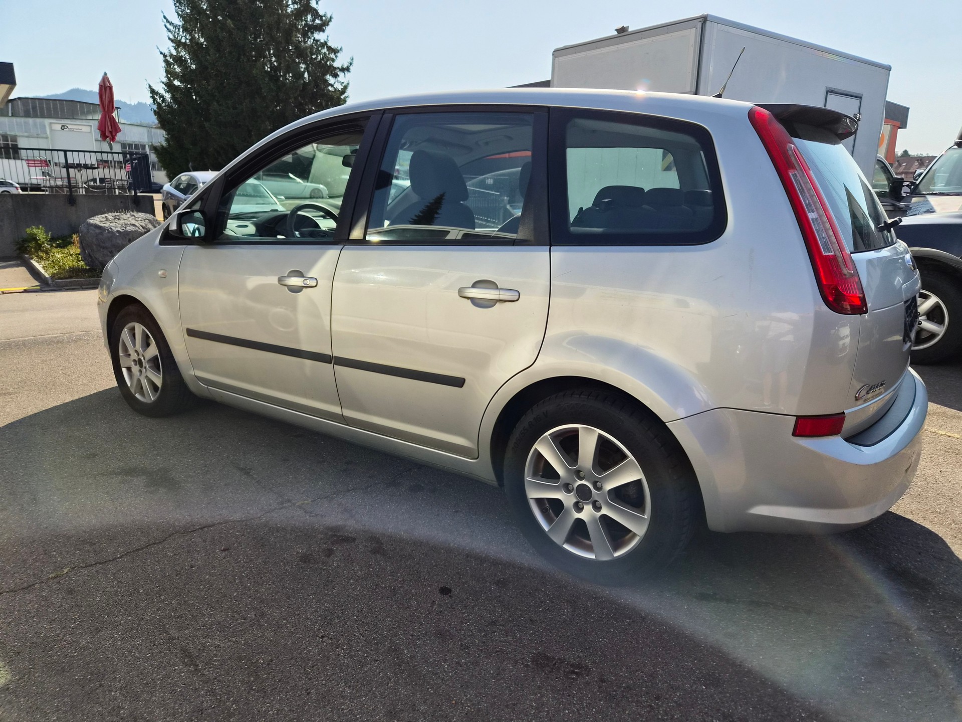 FORD C-Max 1.8 Flexifuel Carving-showroom-element-2