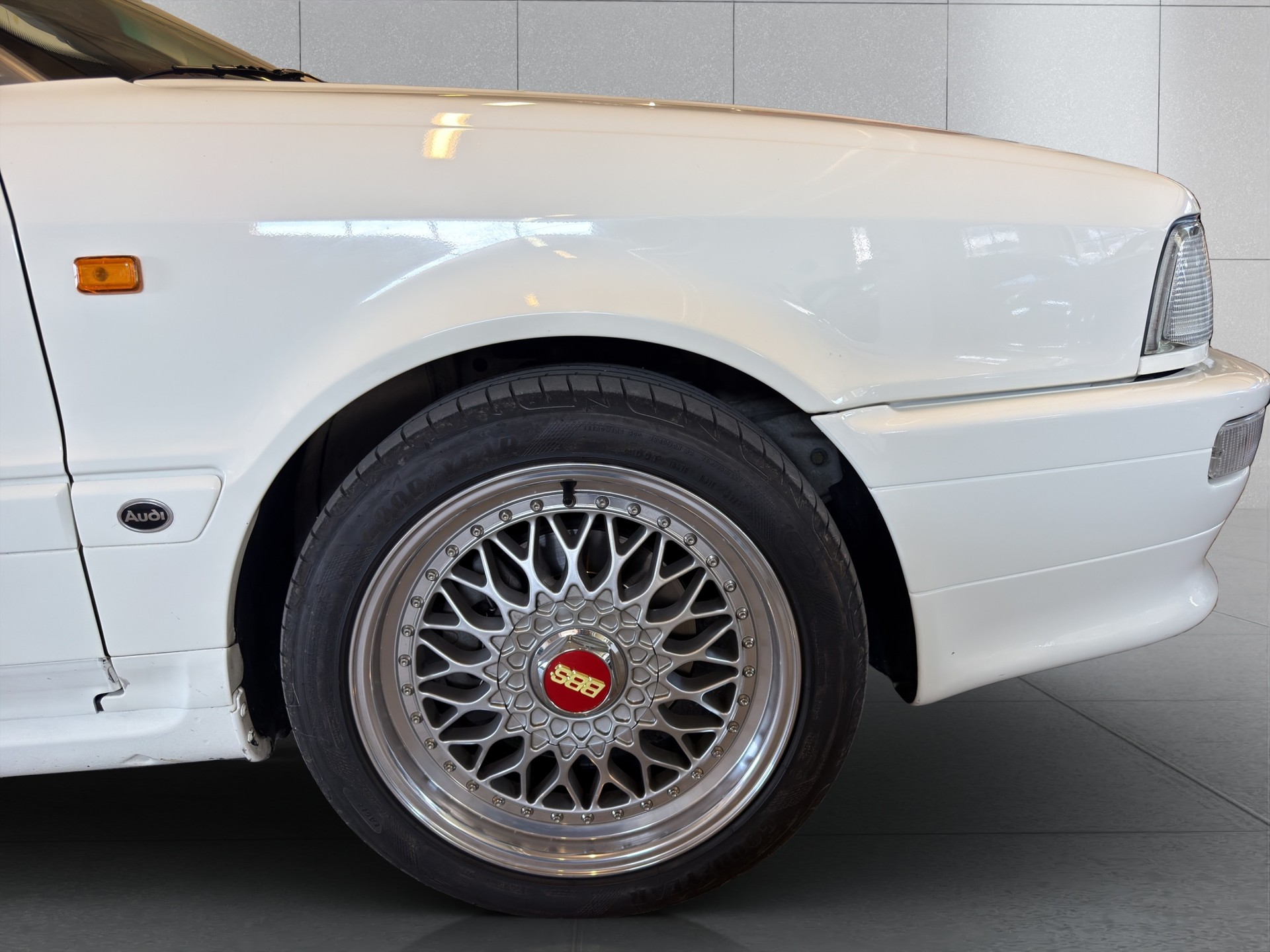 AUDI Cabriolet 2.8 E*174 PS*EXKLUSIVE FAHRZEUG*TOP ZUSTAND*NUR 85000 KM*-image-19