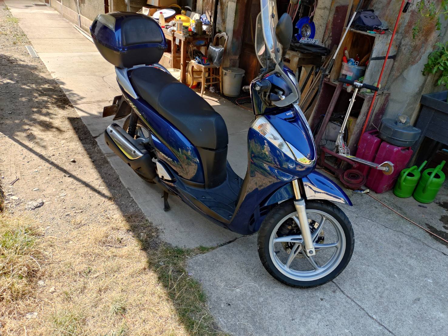 HONDA SH 300 i ABS-image-1