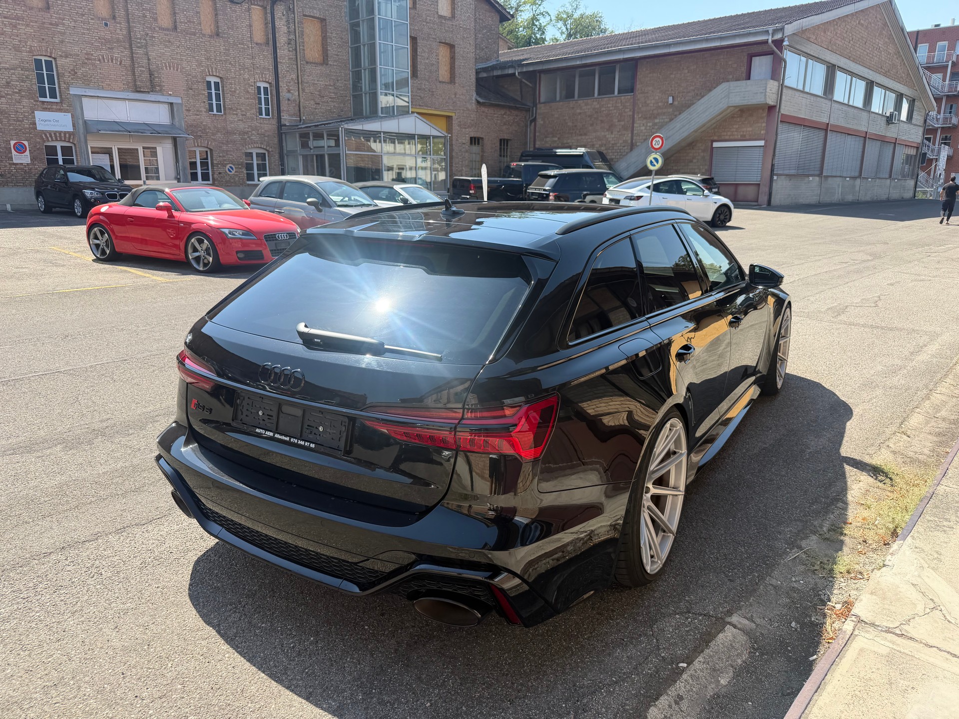 AUDI RS6 Avant 4.0 TFSI V8 quattro-image-6