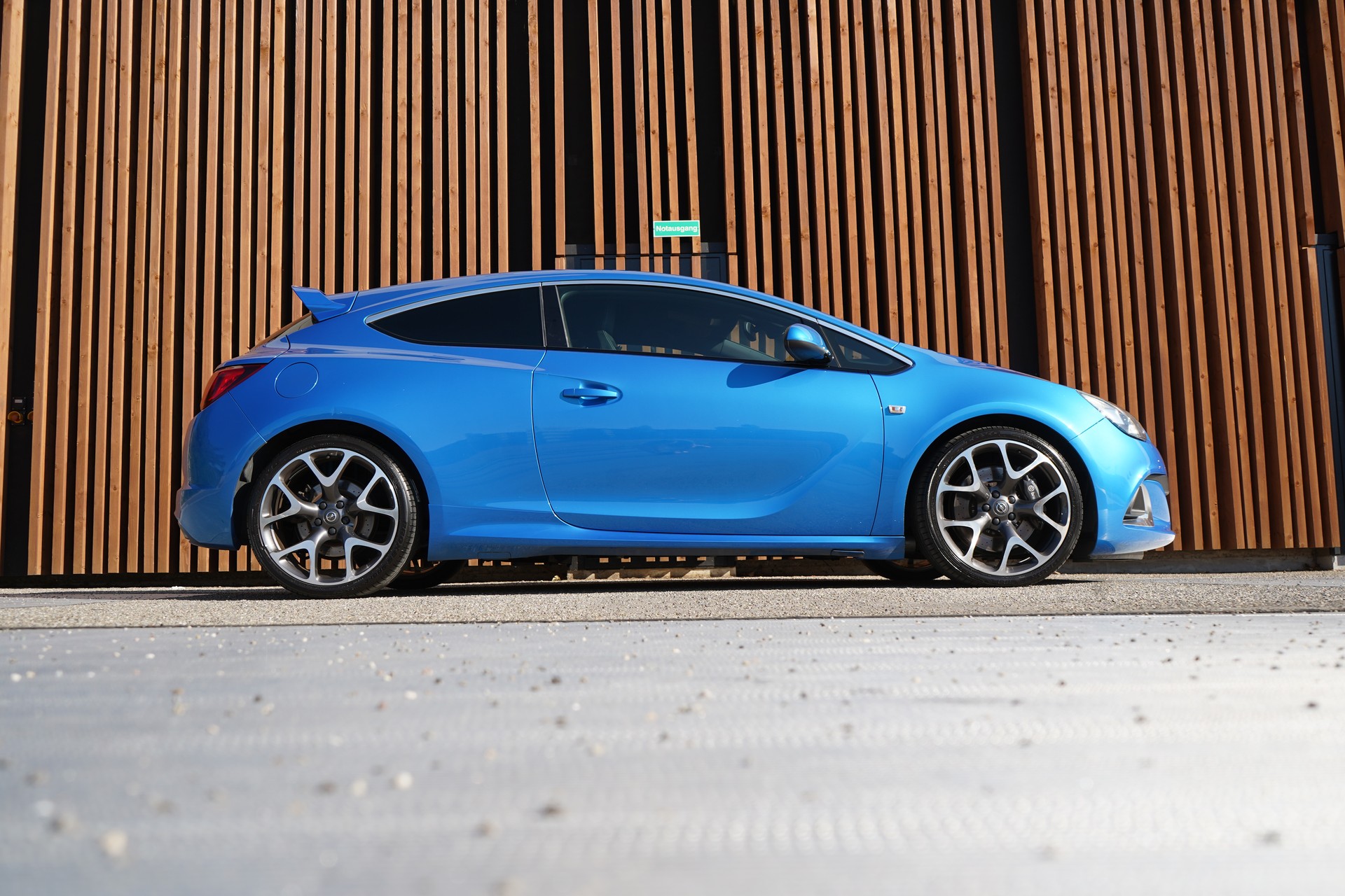 OPEL ASTRA GTC 2.0i 16V TURBO OPC l 280 PS-showroom-element-2
