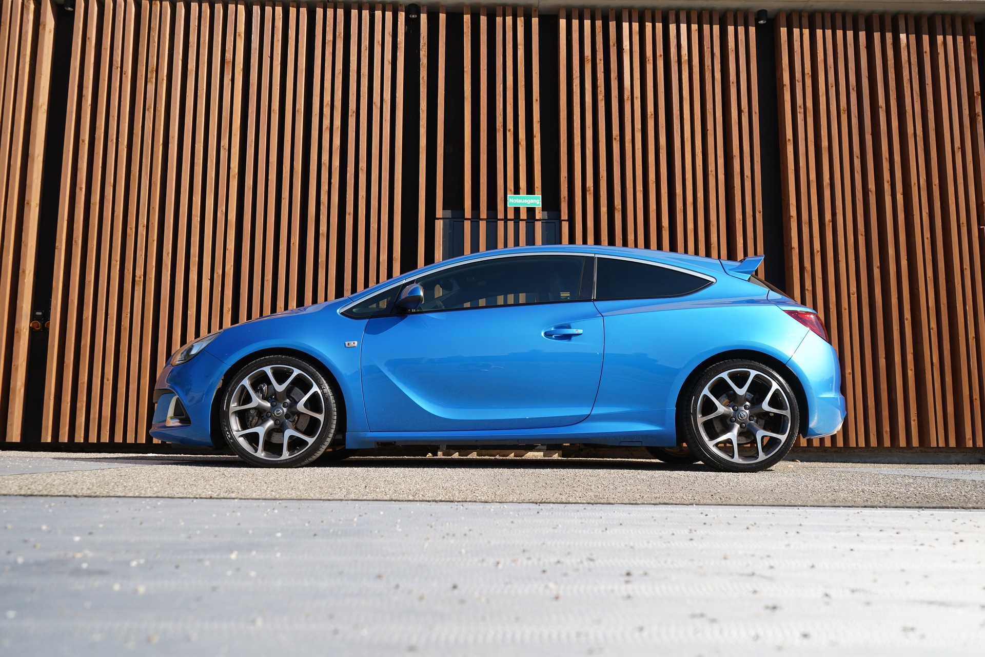 OPEL ASTRA GTC 2.0i 16V TURBO OPC l 280 PS-showroom-element-3