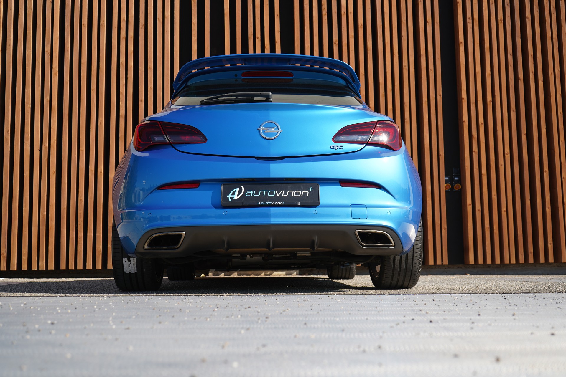 OPEL ASTRA GTC 2.0i 16V TURBO OPC l 280 PS-image-16