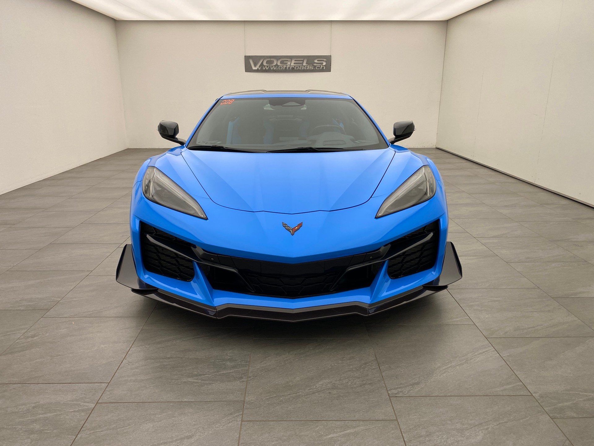 CHEVROLET Corvette C8 Z06 3LZ Z07 Performance Carbon-showroom-element-2