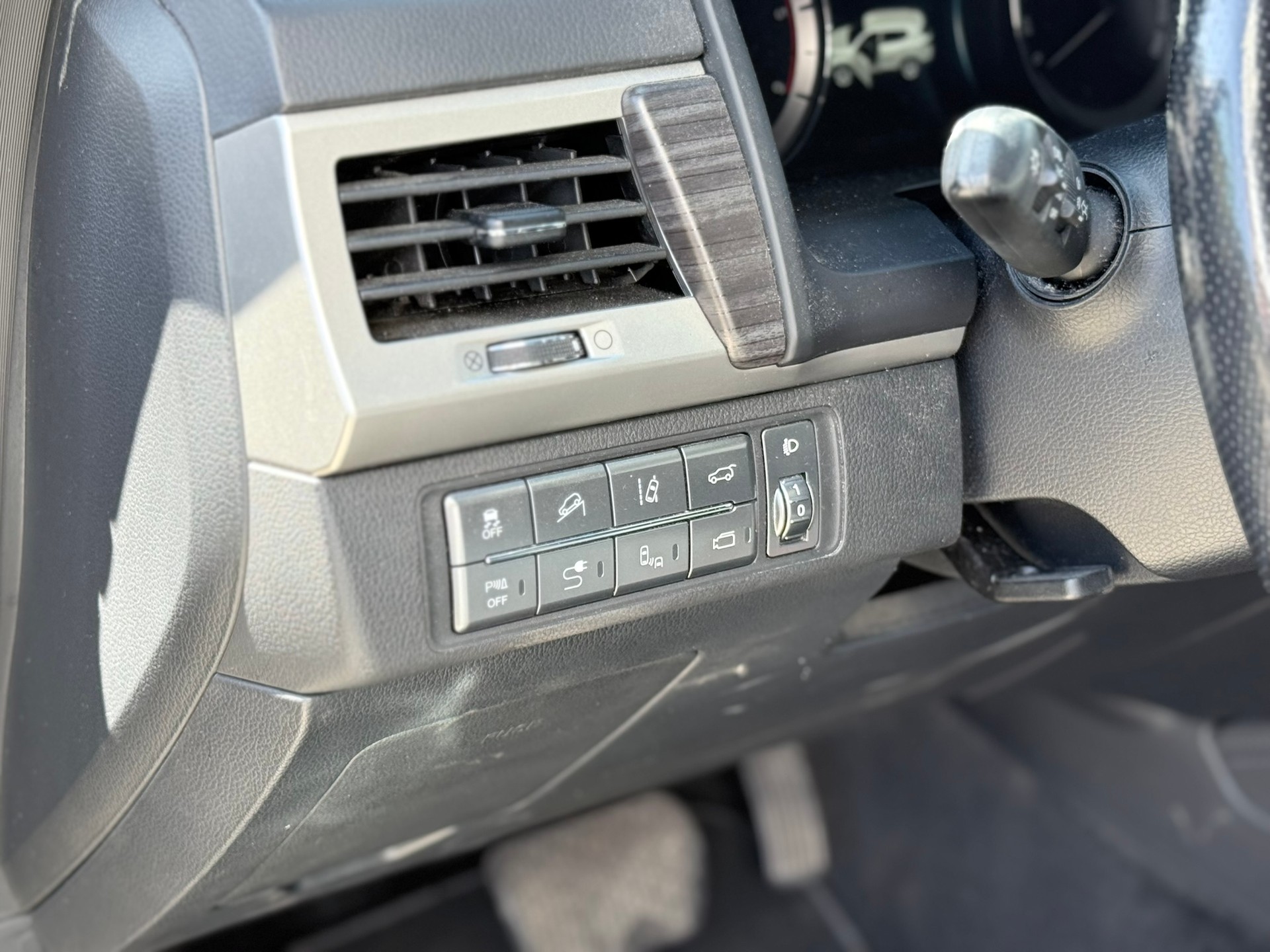 KGM-SsangYong Rexton RX220 e-XDi Sapphire 4WD-image-16