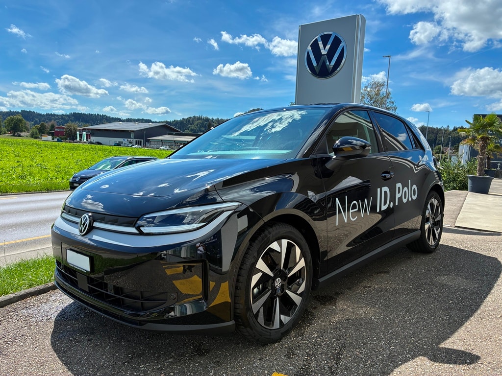 VW ID.Polo 52 kWh Life Edition One-showroom-element-3