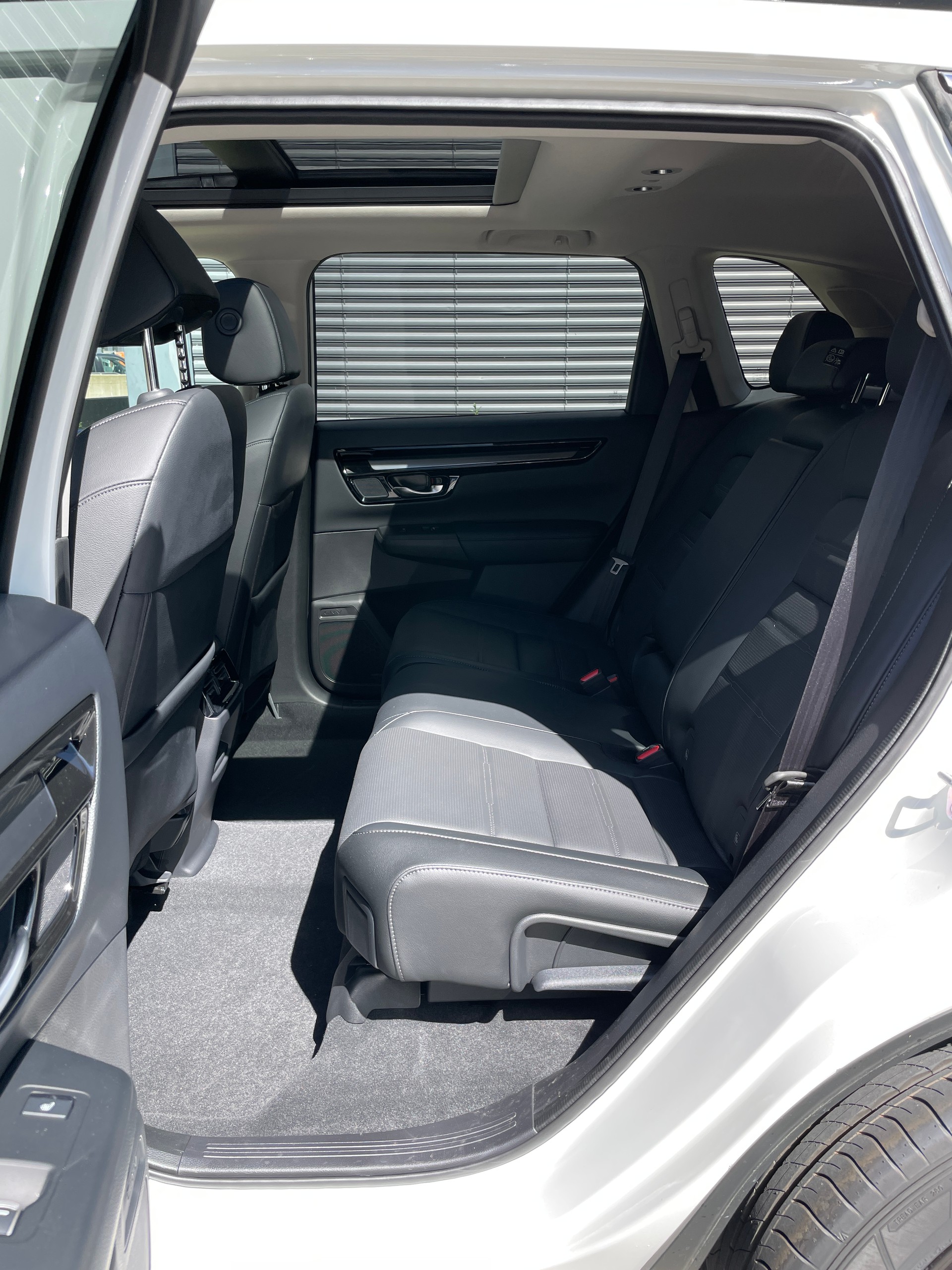 HONDA CR-V 2.0i MMD Hybrid Advance 4WD Automatic-image-15
