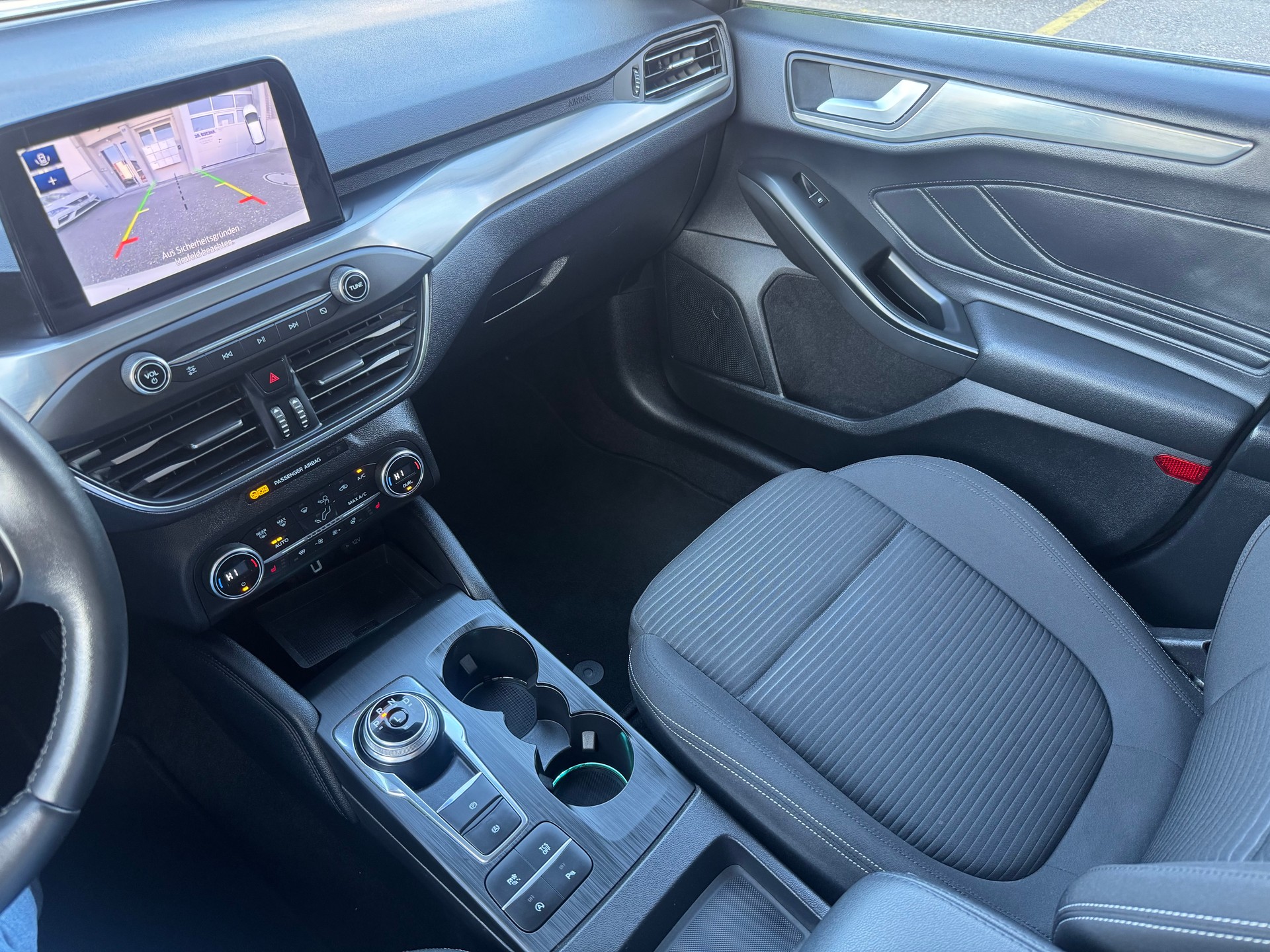 FORD Focus 1.5 SCTi Active Automatic-image-6