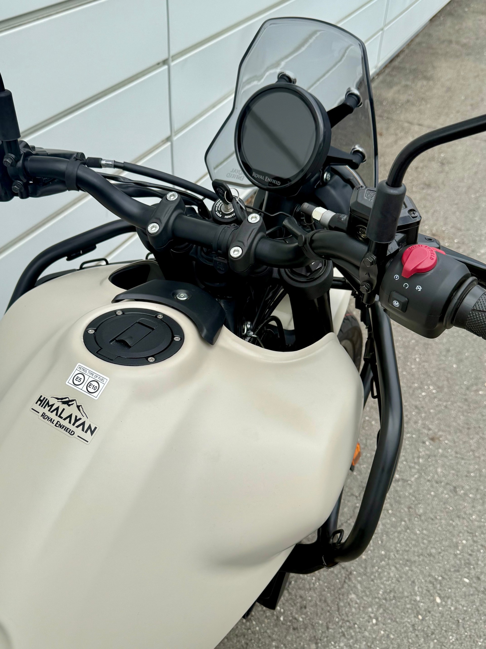 ROYAL ENFIELD Himalayan-image-4