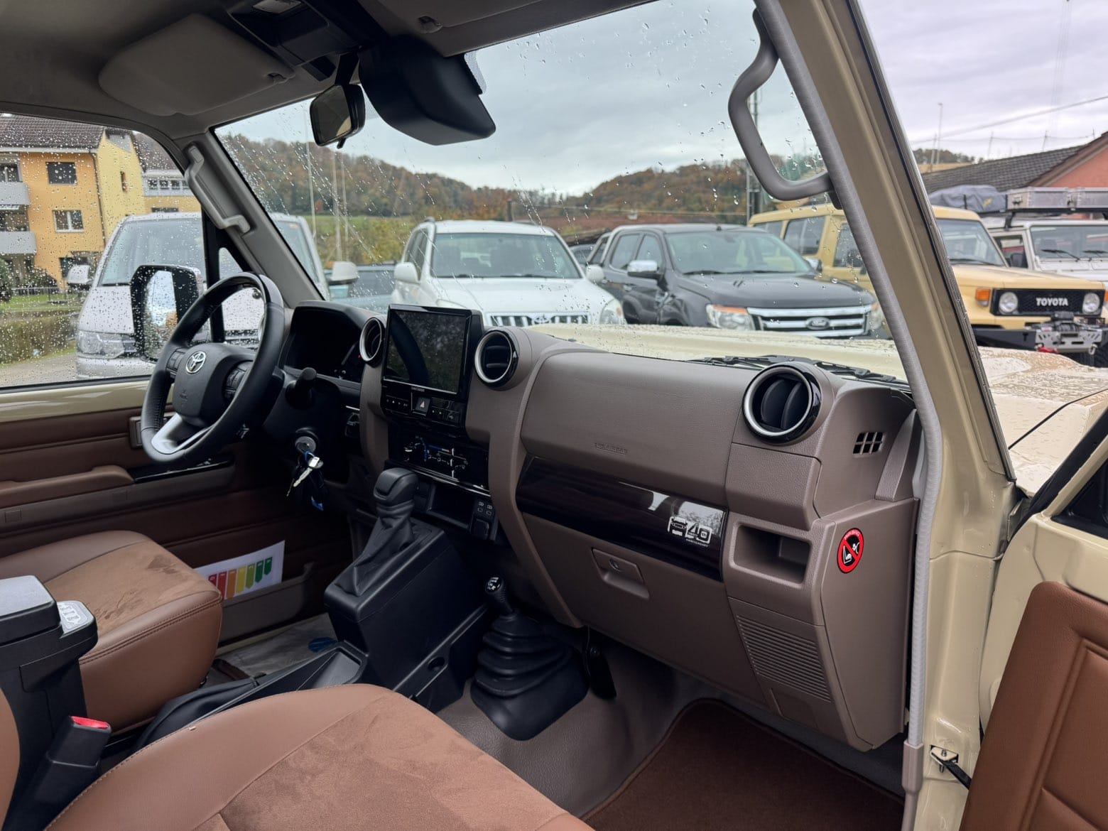 TOYOTA GRJ79 Single Cab Luxury Plus 4.0 V6-image-6