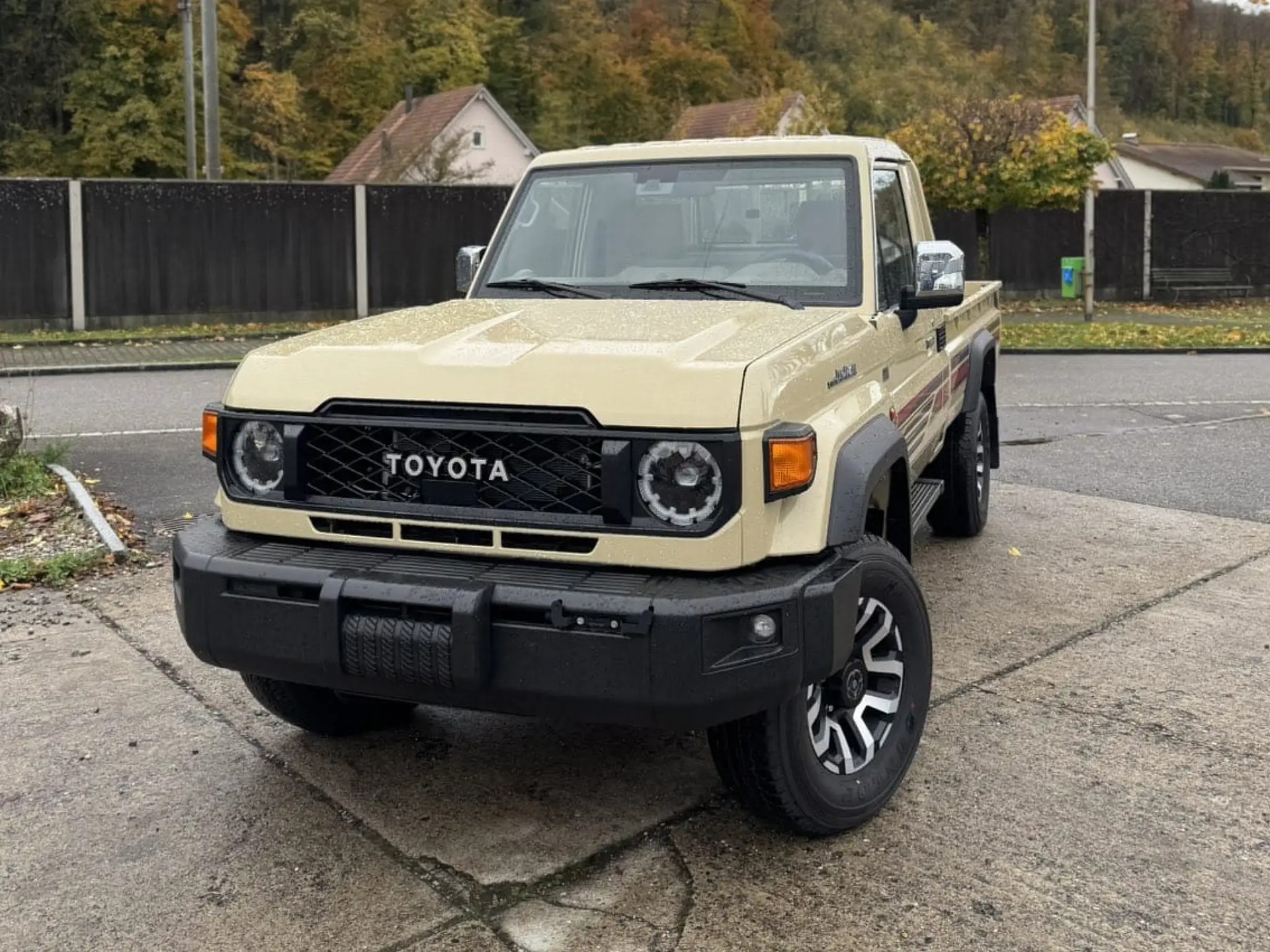 TOYOTA GRJ79 Single Cab Luxury Plus 4.0 V6