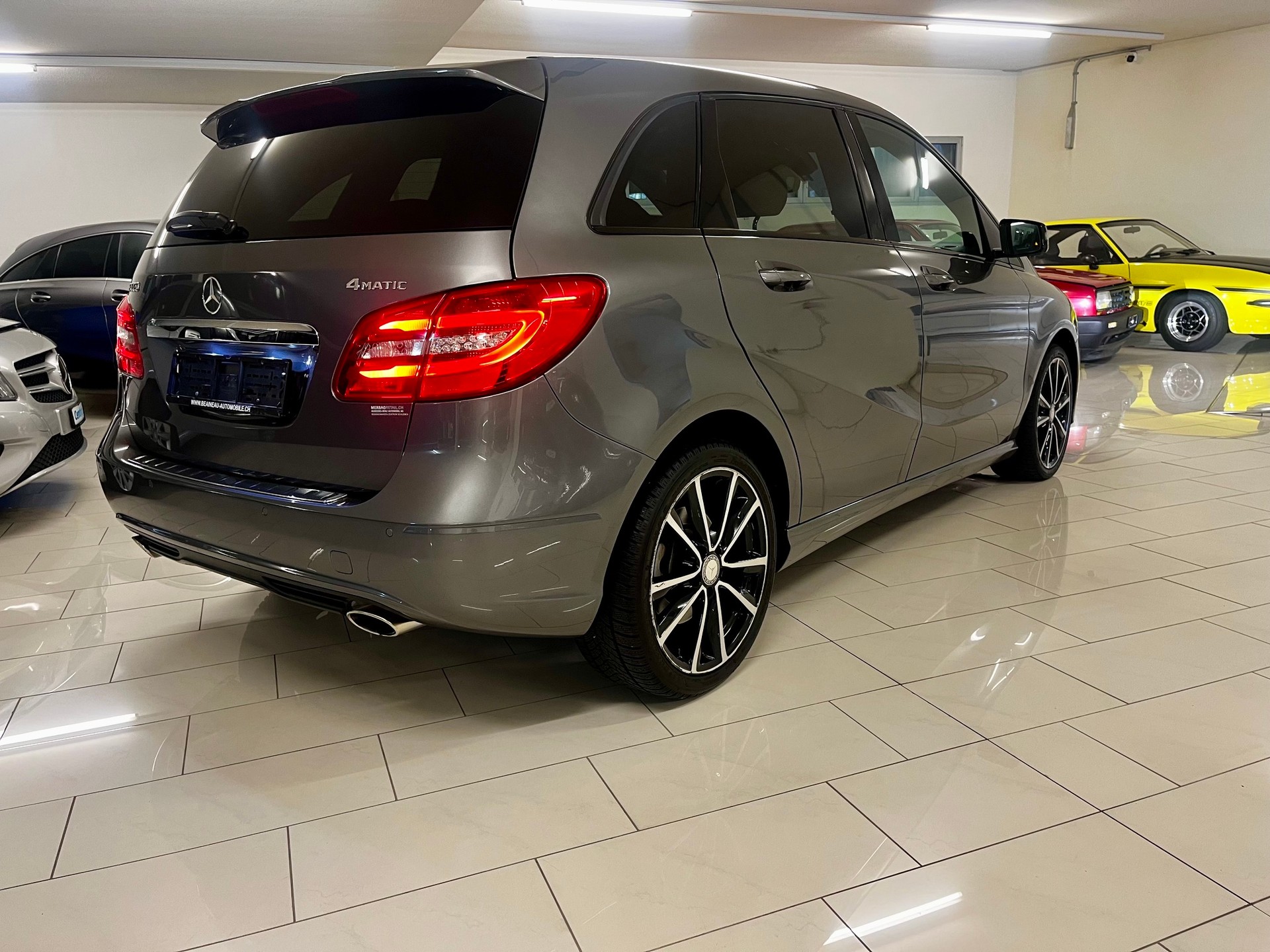 MERCEDES-BENZ B 220 4Matic 7G-DCT-image-7