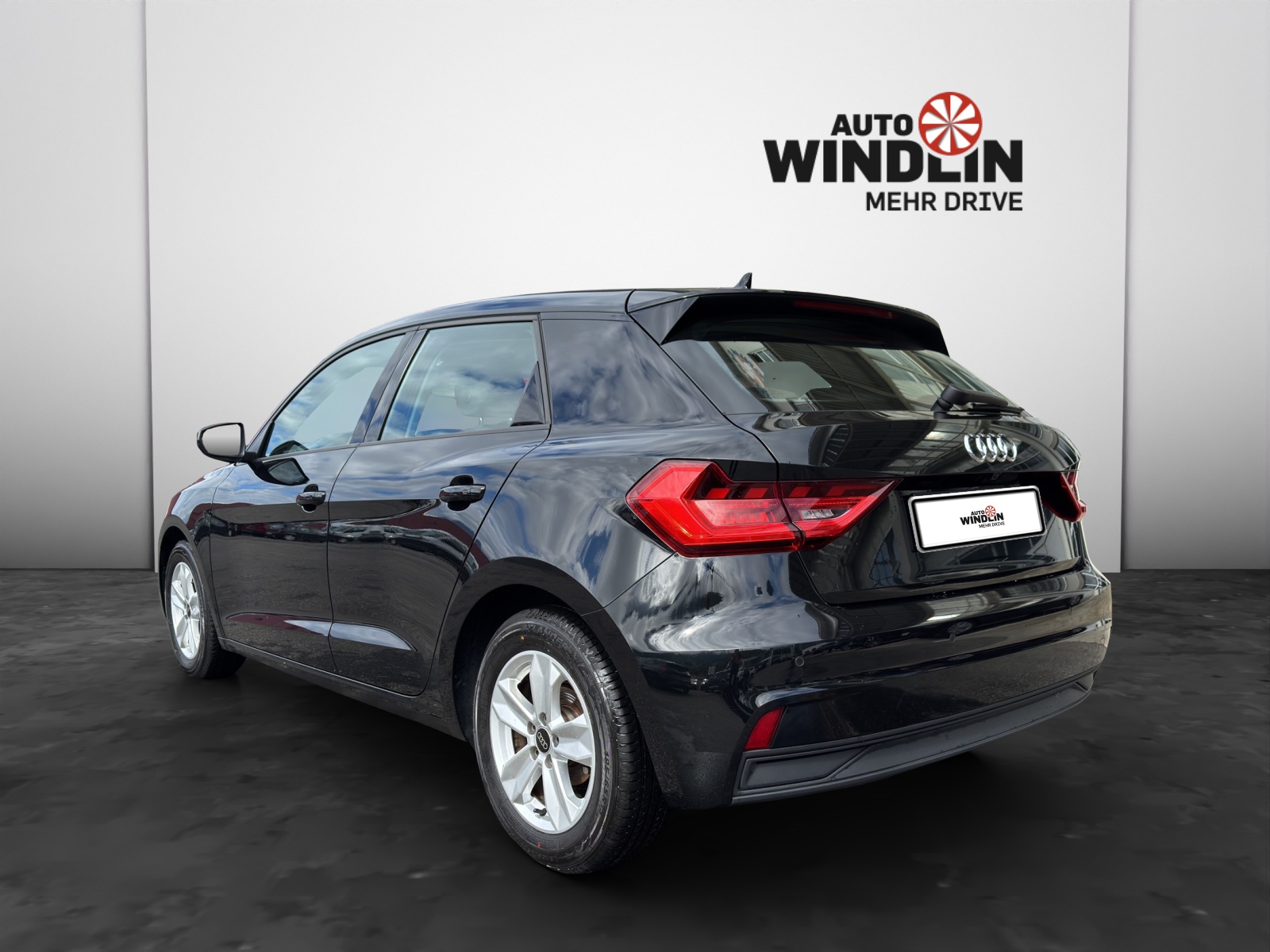 AUDI A1 Sportback 1.0 30 TFSI Attraction S-Tronic-showroom-element-2