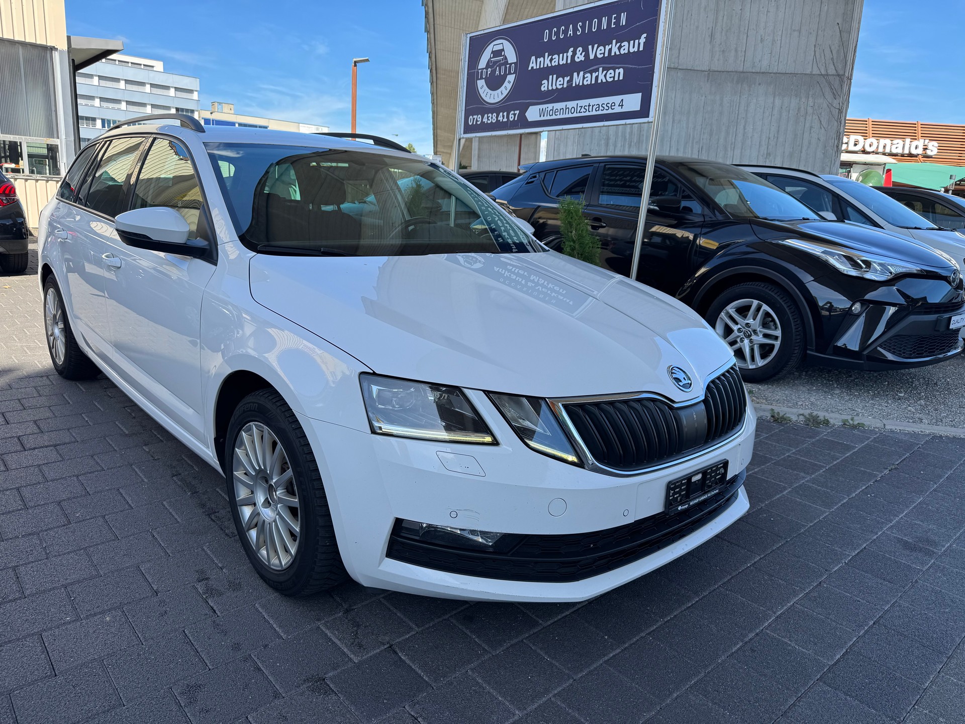 SKODA Octavia Combi 1.6 TDI Ambition