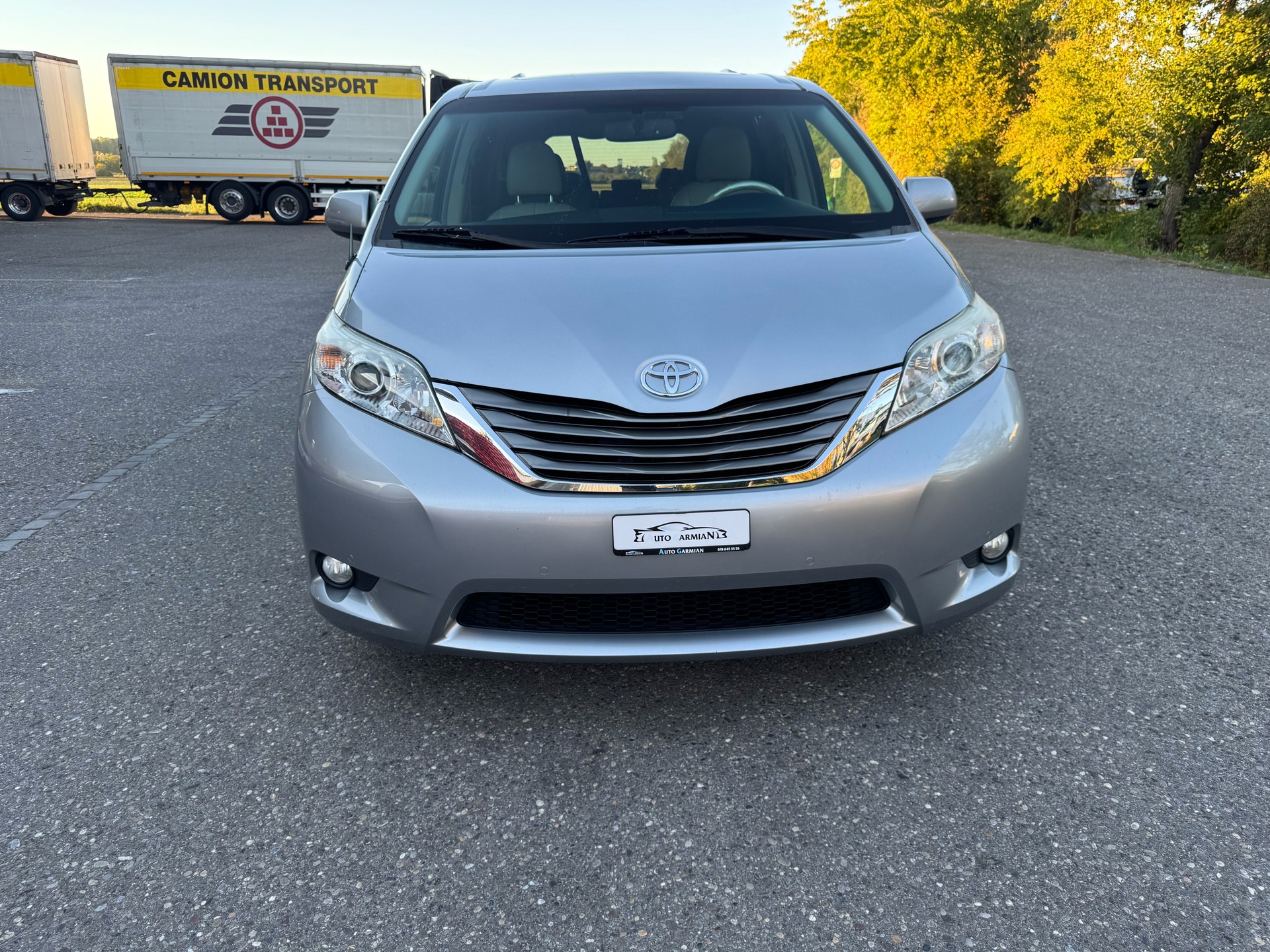 TOYOTA Sienna 3.5 A 4WD