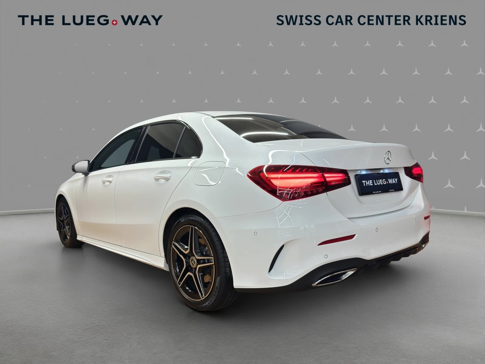 MERCEDES-BENZ A 200 - AMG / Rückfahrkamera / Sitzheizung / Lenkradheizung-showroom-element-2