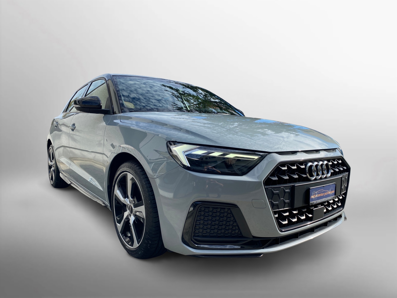 AUDI A1 Sportback 30 TFSI S Line Attraction S-tronic-showroom-element-1
