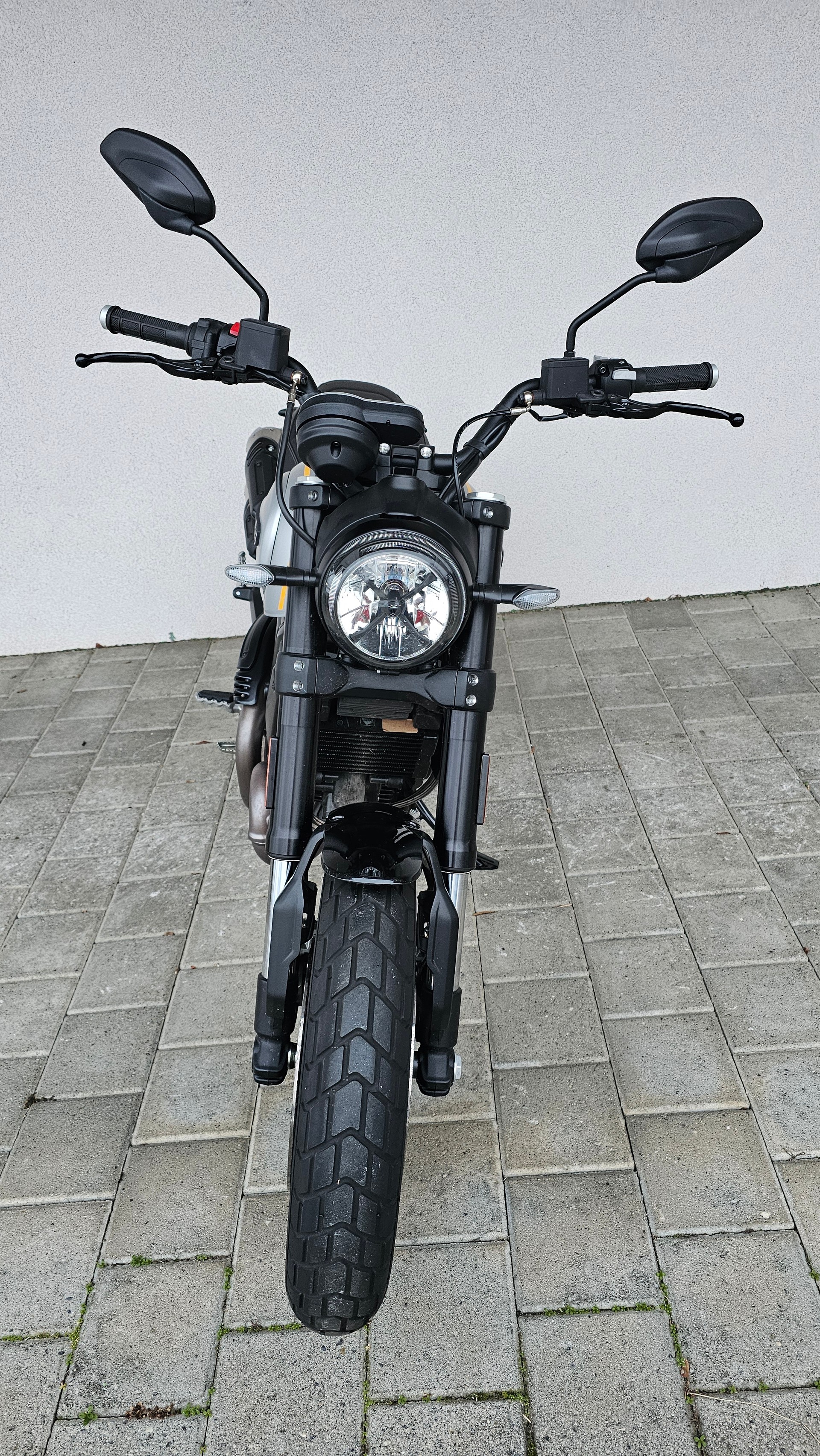 DUCATI Scrambler 1100 Sport-image-2