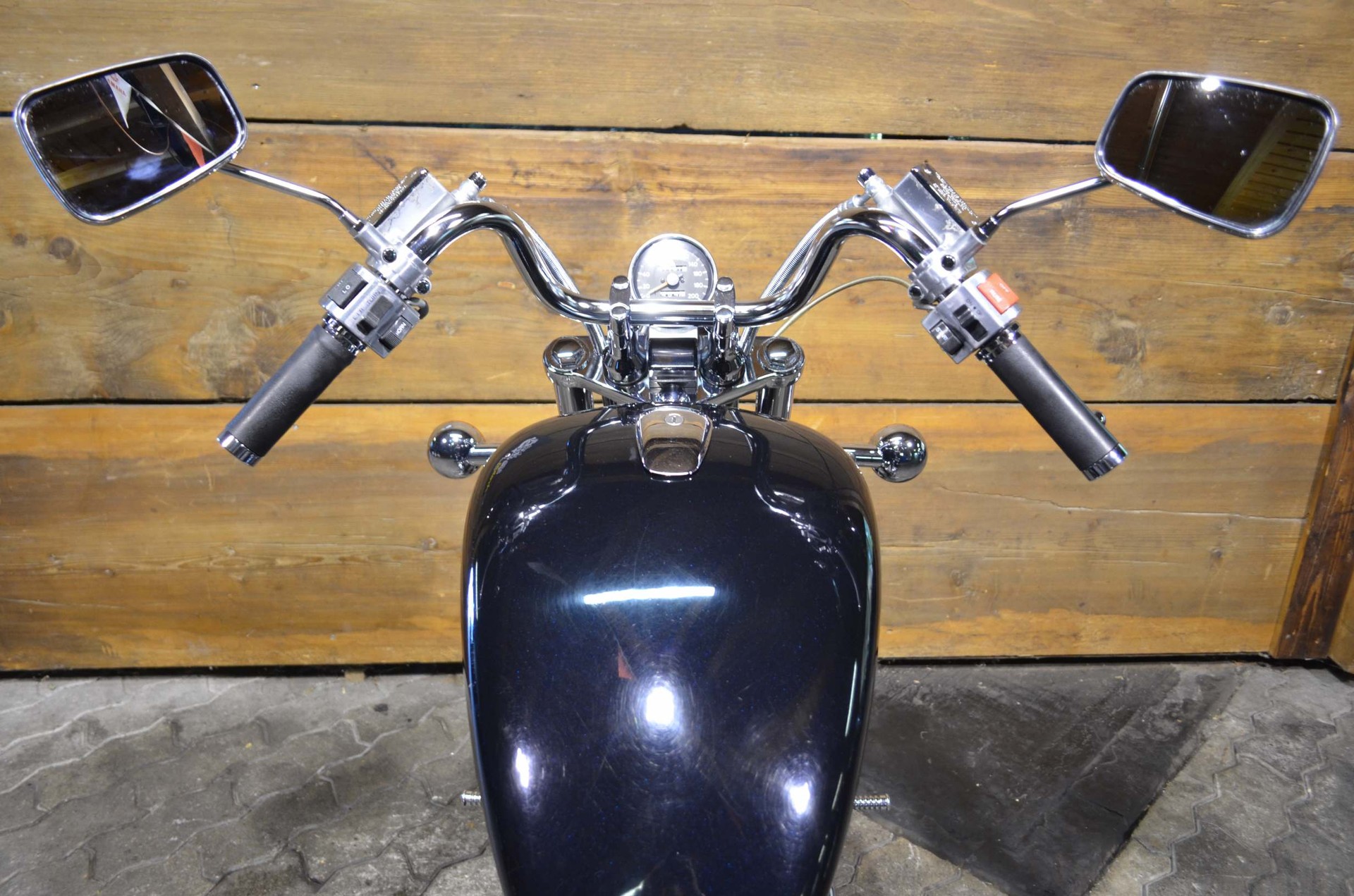 SUZUKI VS 1400 GLP-image-2