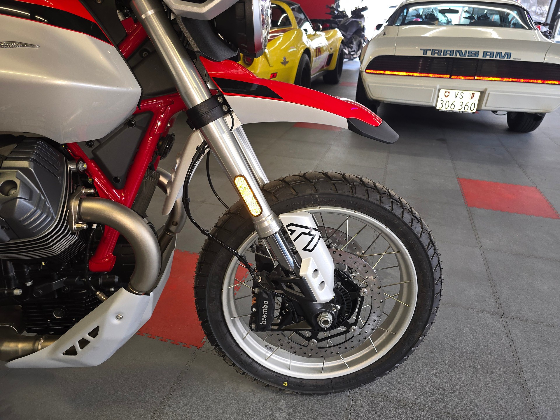 MOTO GUZZI V85 TT EU5+-image-9