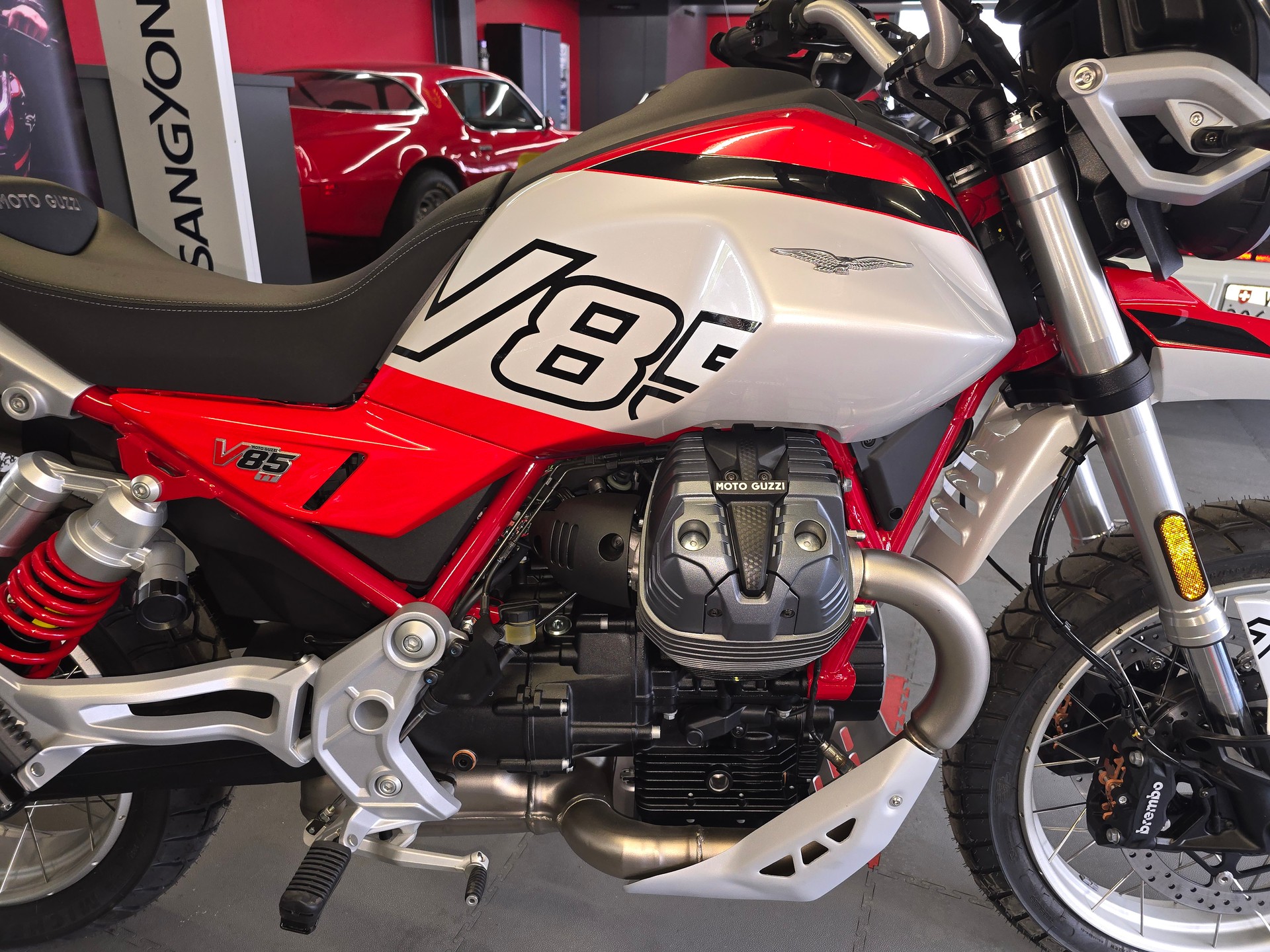 MOTO GUZZI V85 TT EU5+