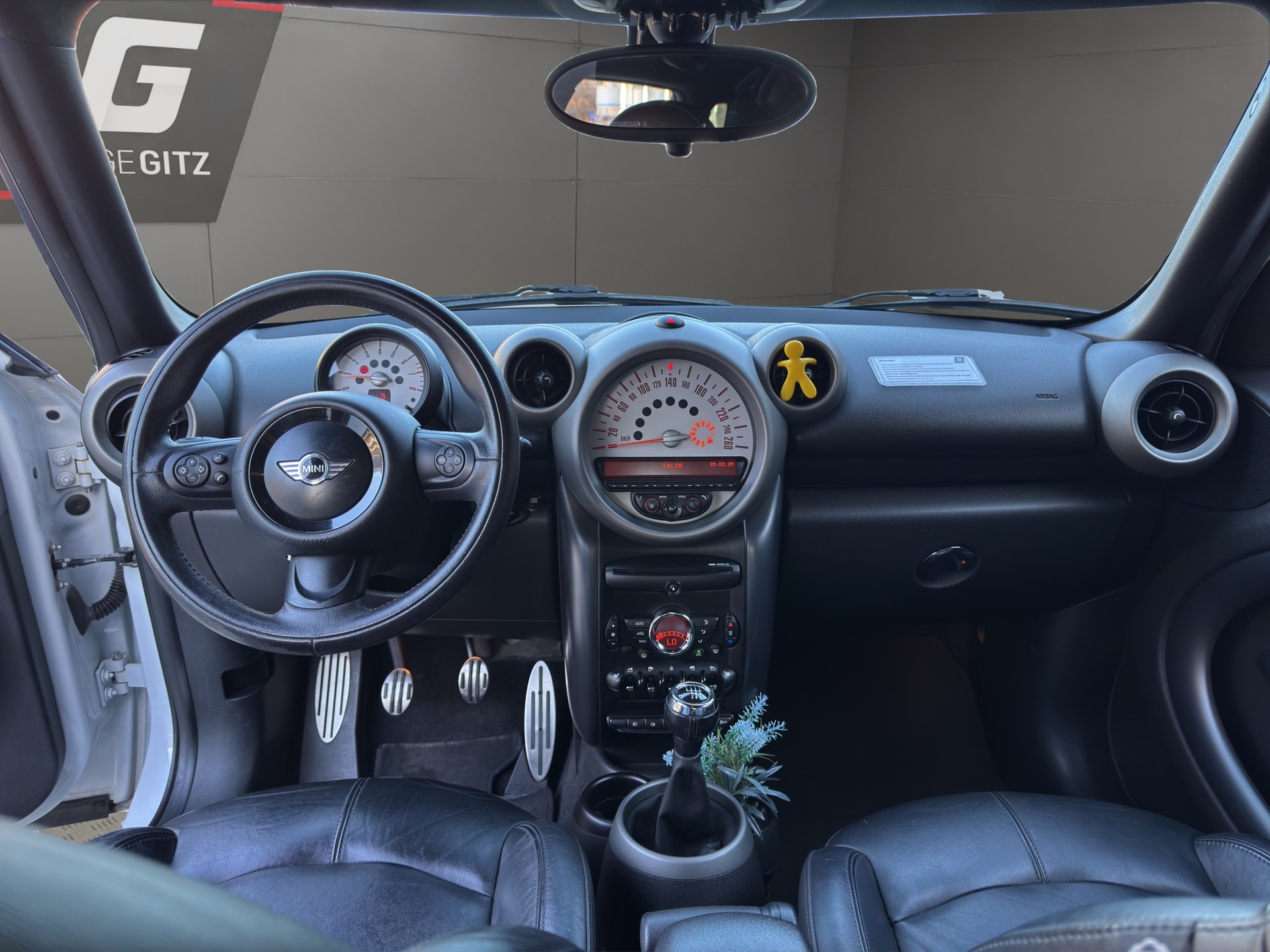 MINI Mini Countryman Cooper S ALL4-image-12