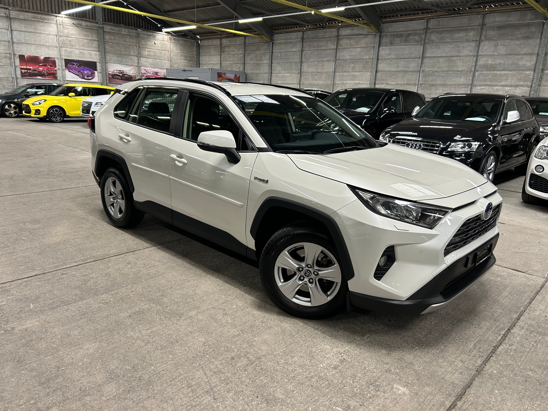TOYOTA RAV-4 2.5 HSD Trend e-CVT 4WD-image-1