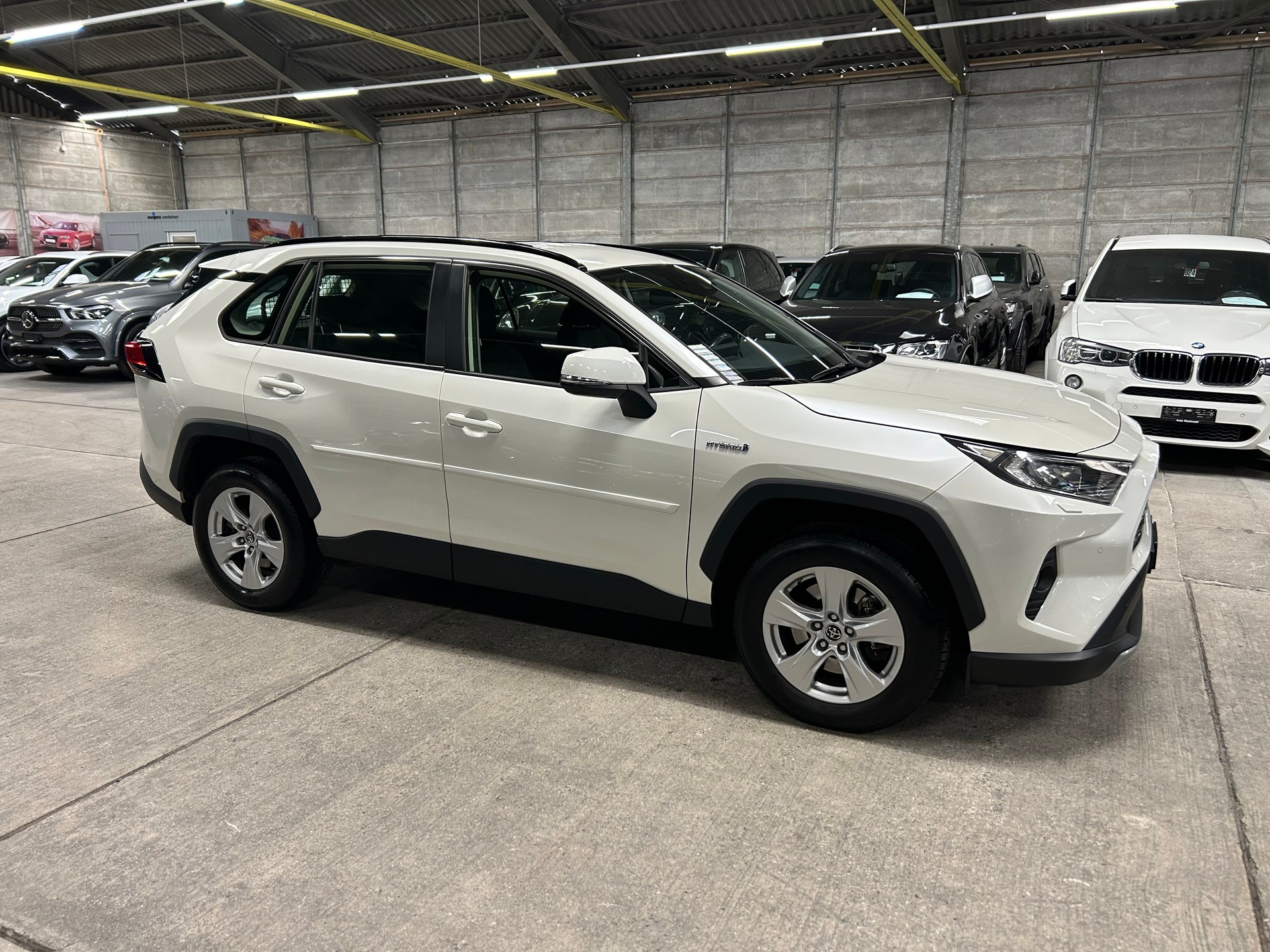 TOYOTA RAV-4 2.5 HSD Trend e-CVT 4WD-image-3