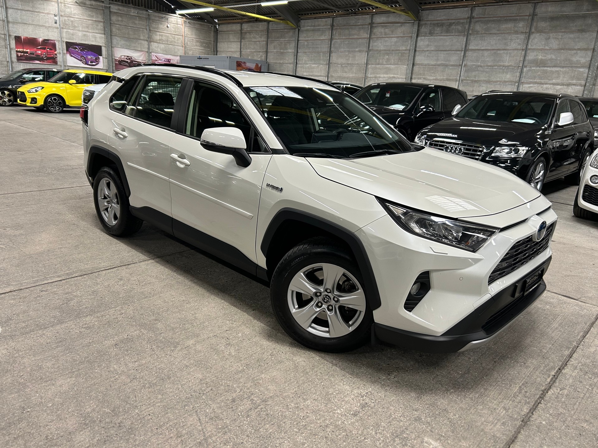 TOYOTA RAV-4 2.5 HSD Trend e-CVT 4WD