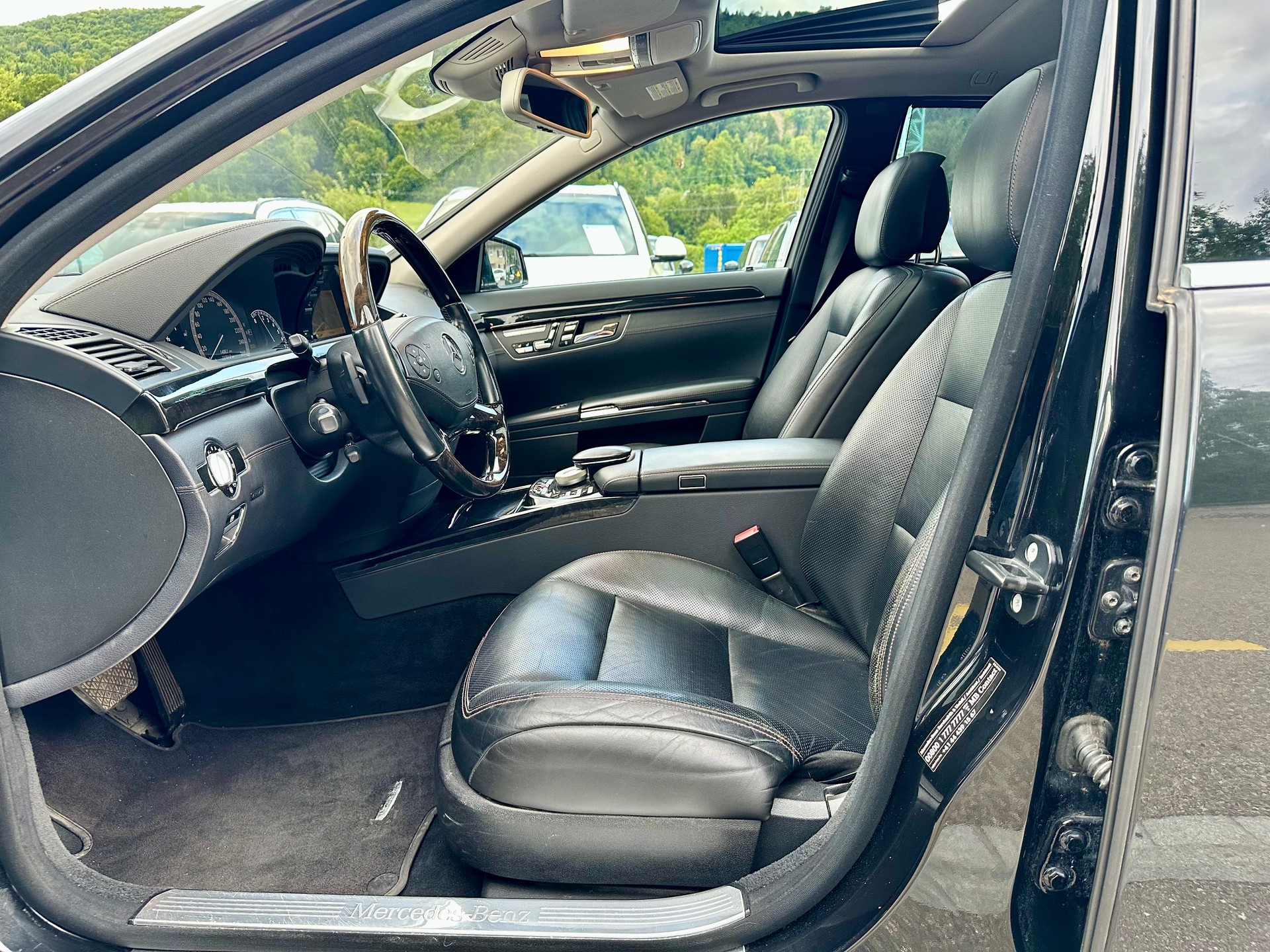 MERCEDES-BENZ S 500 L BlueEfficiency SS 4Matic 7G-Tronic-image-9