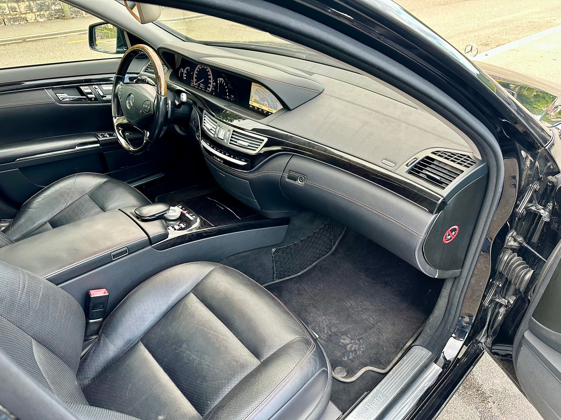 MERCEDES-BENZ S 500 L BlueEfficiency SS 4Matic 7G-Tronic-image-10