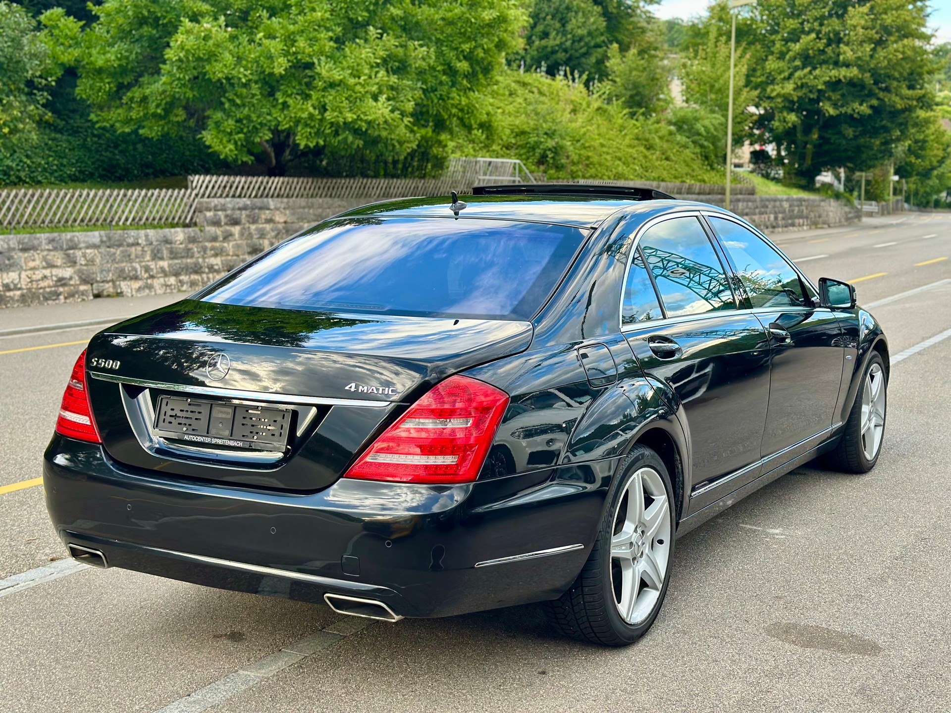 MERCEDES-BENZ S 500 L BlueEfficiency SS 4Matic 7G-Tronic-image-6