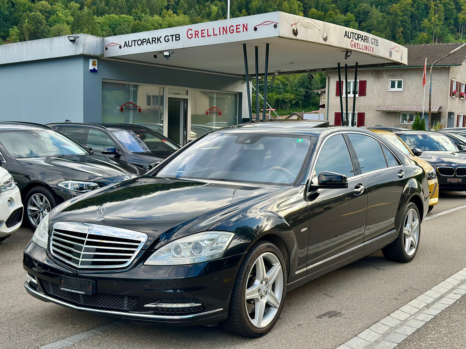 MERCEDES-BENZ S 500 L BlueEfficiency SS 4Matic 7G-Tronic