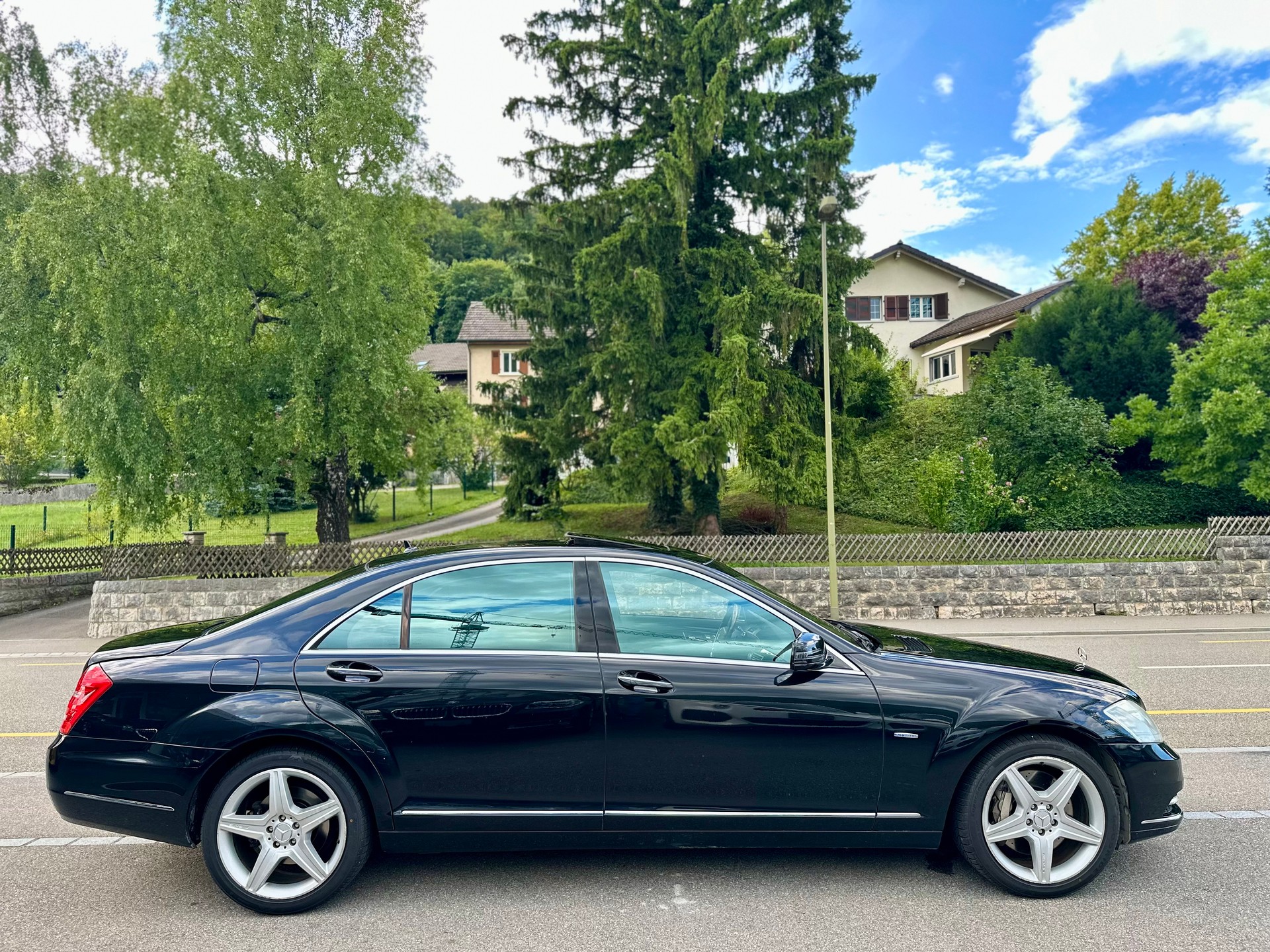 MERCEDES-BENZ S 500 L BlueEfficiency SS 4Matic 7G-Tronic-image-4