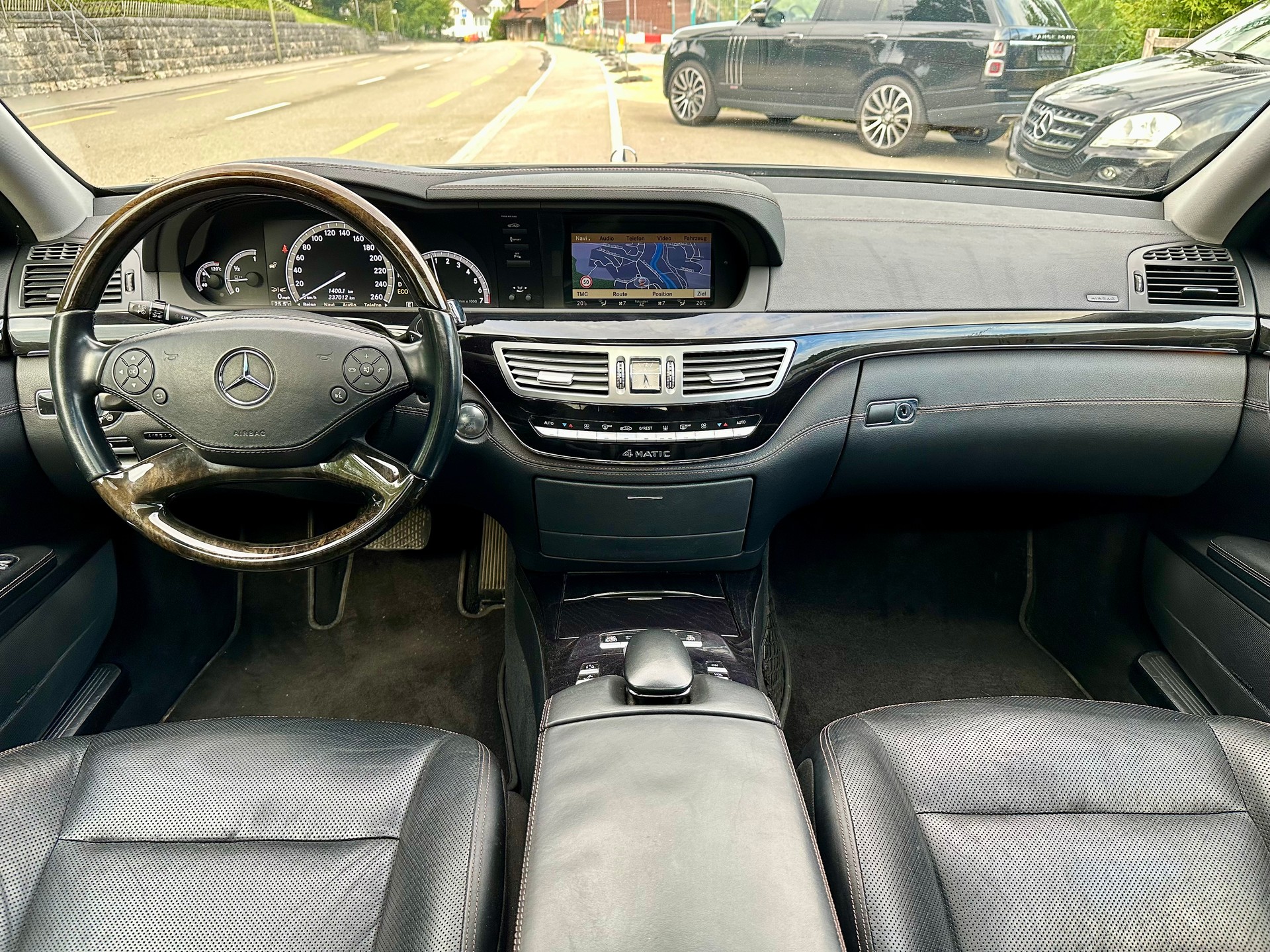 MERCEDES-BENZ S 500 L BlueEfficiency SS 4Matic 7G-Tronic-image-13