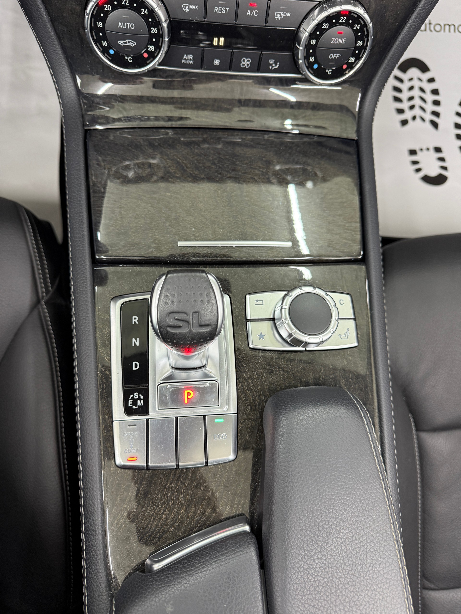 MERCEDES-BENZ SL 350 Roadster 7G-Tronic diamantweiss ★ RF-Kamera ★ Panorama-Variodach getönt ★ Leder ★ Sitzheizung ★-image-13