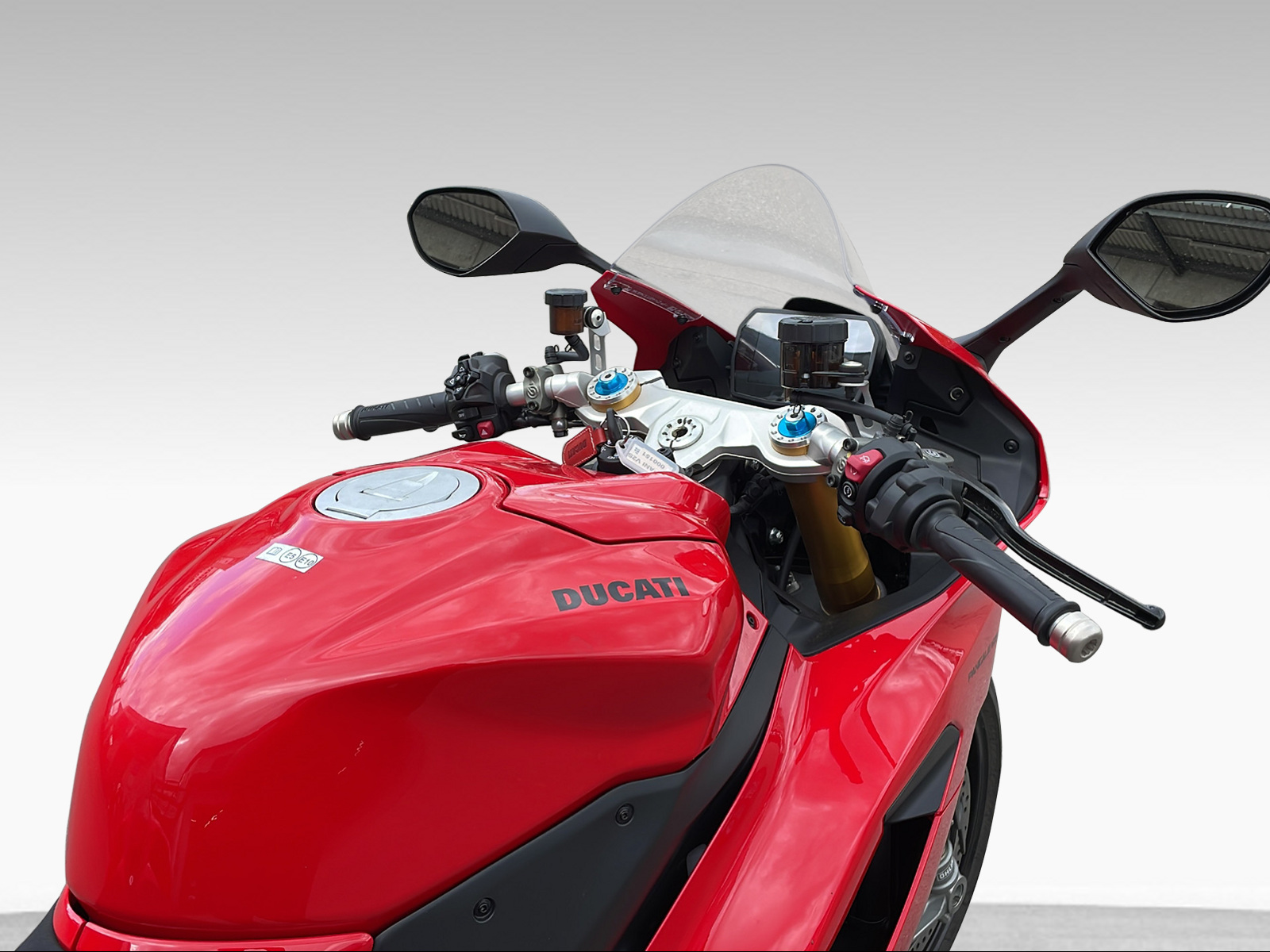 DUCATI 890 Superb. Panigale V2 S ABS-image-6
