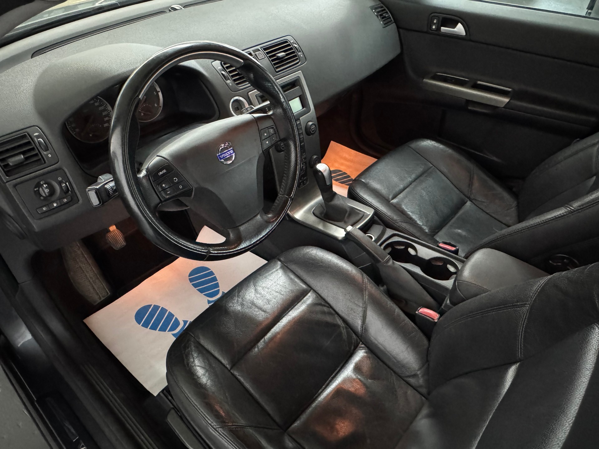 VOLVO V50 2.0D Kinetic-image-12