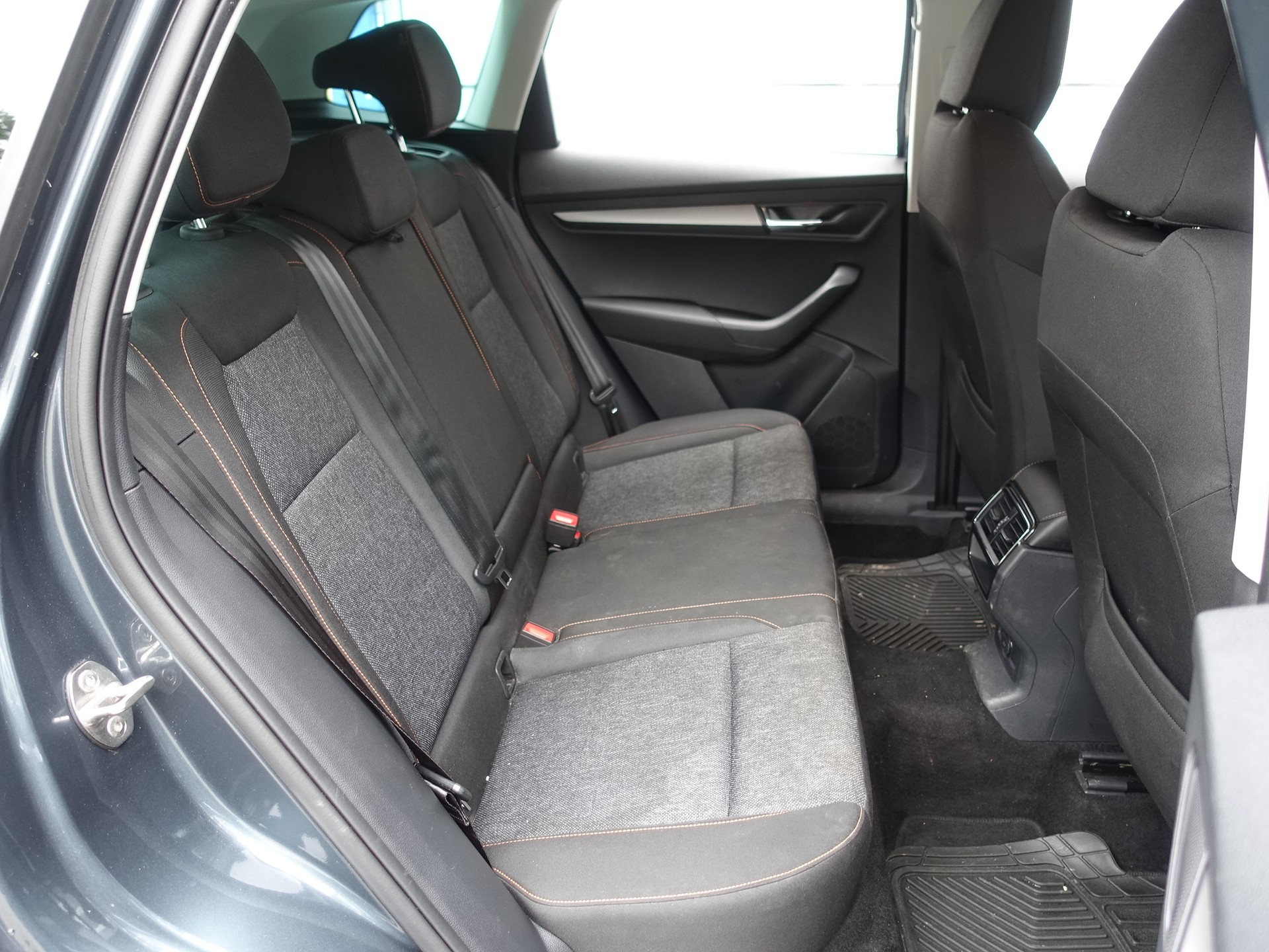 SKODA Karoq 1.5 TSI ACT Clever DSG-image-14