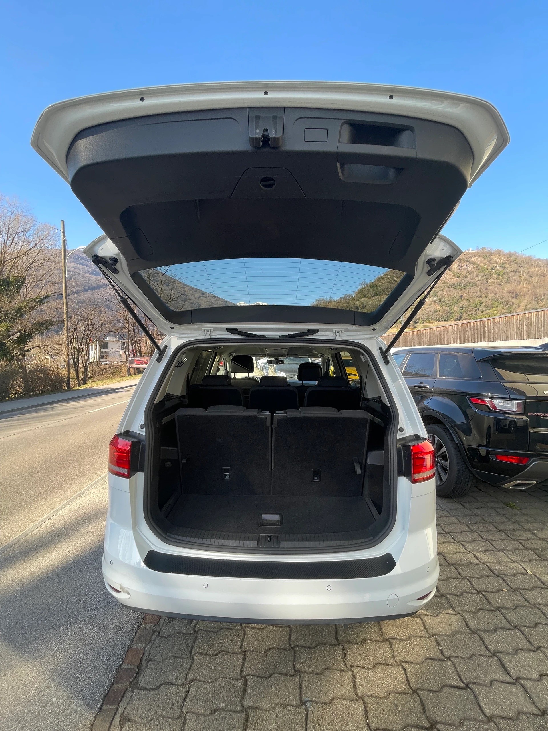VW Touran 1.6 TDI BlueMotion Technology Comfortline-image-6