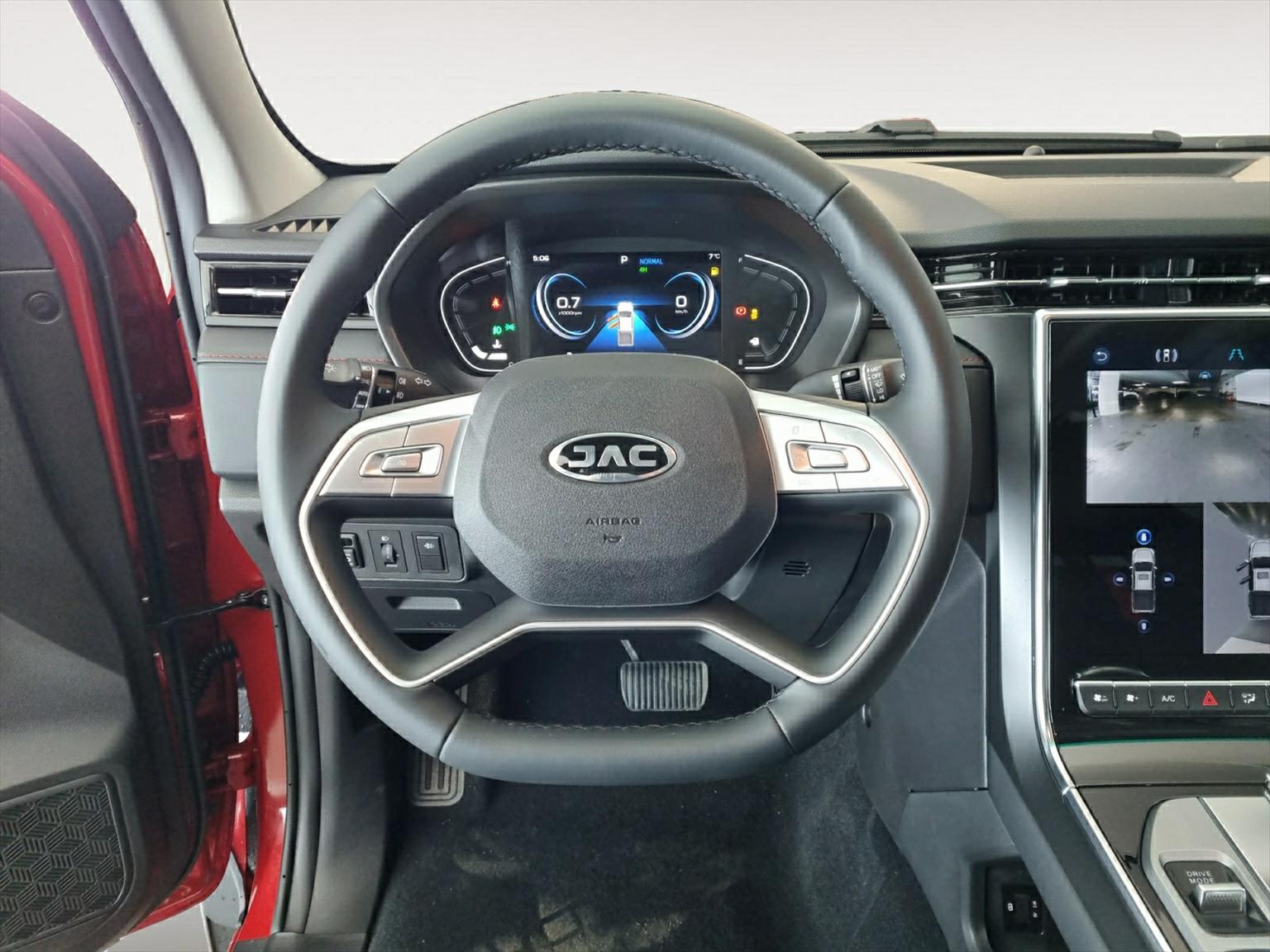 JAC T8 Pro Diesel 2.0Di AWD-image-6