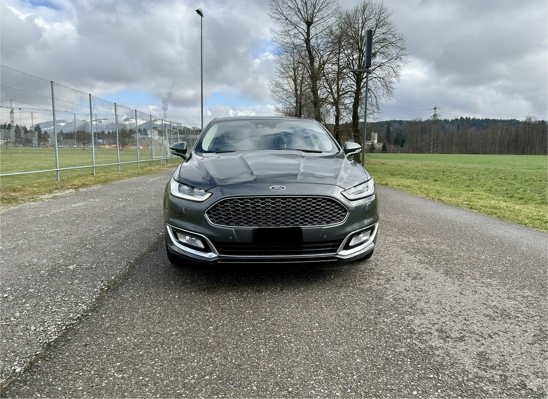 FORD Mondeo 2.0 HEV Vignale eCVT-image-3
