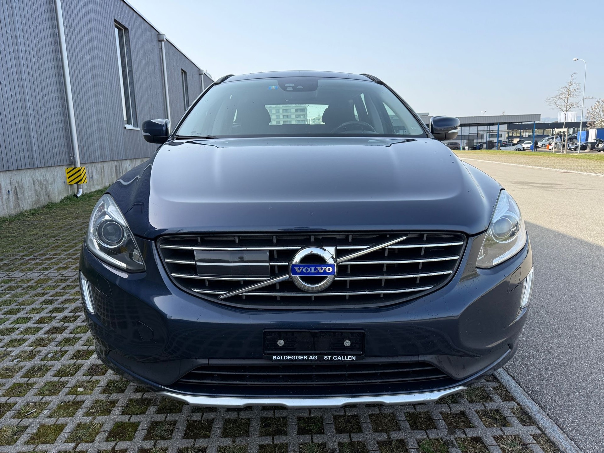 VOLVO XC60 D4 AWD Momentum Geartronic