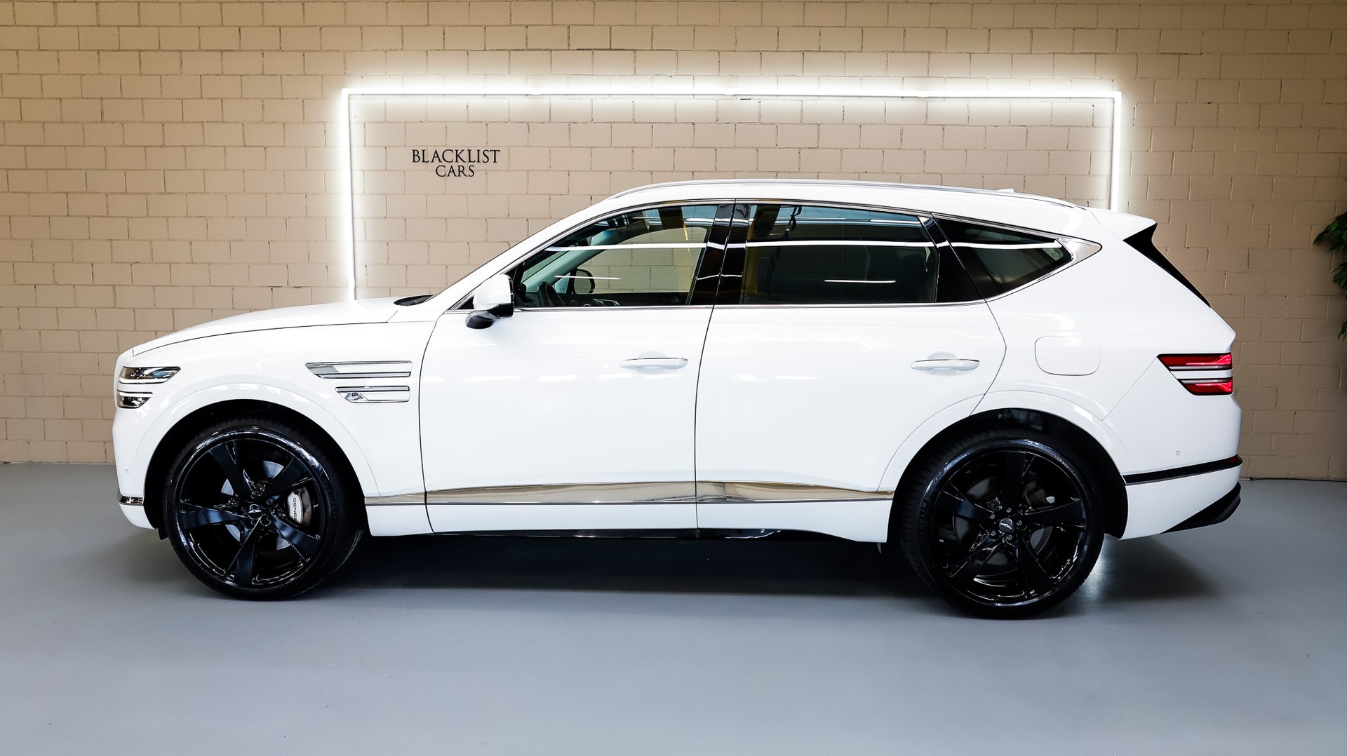GENESIS GV80 3.0 CRDI Luxus AT8 AWD-showroom-element-3