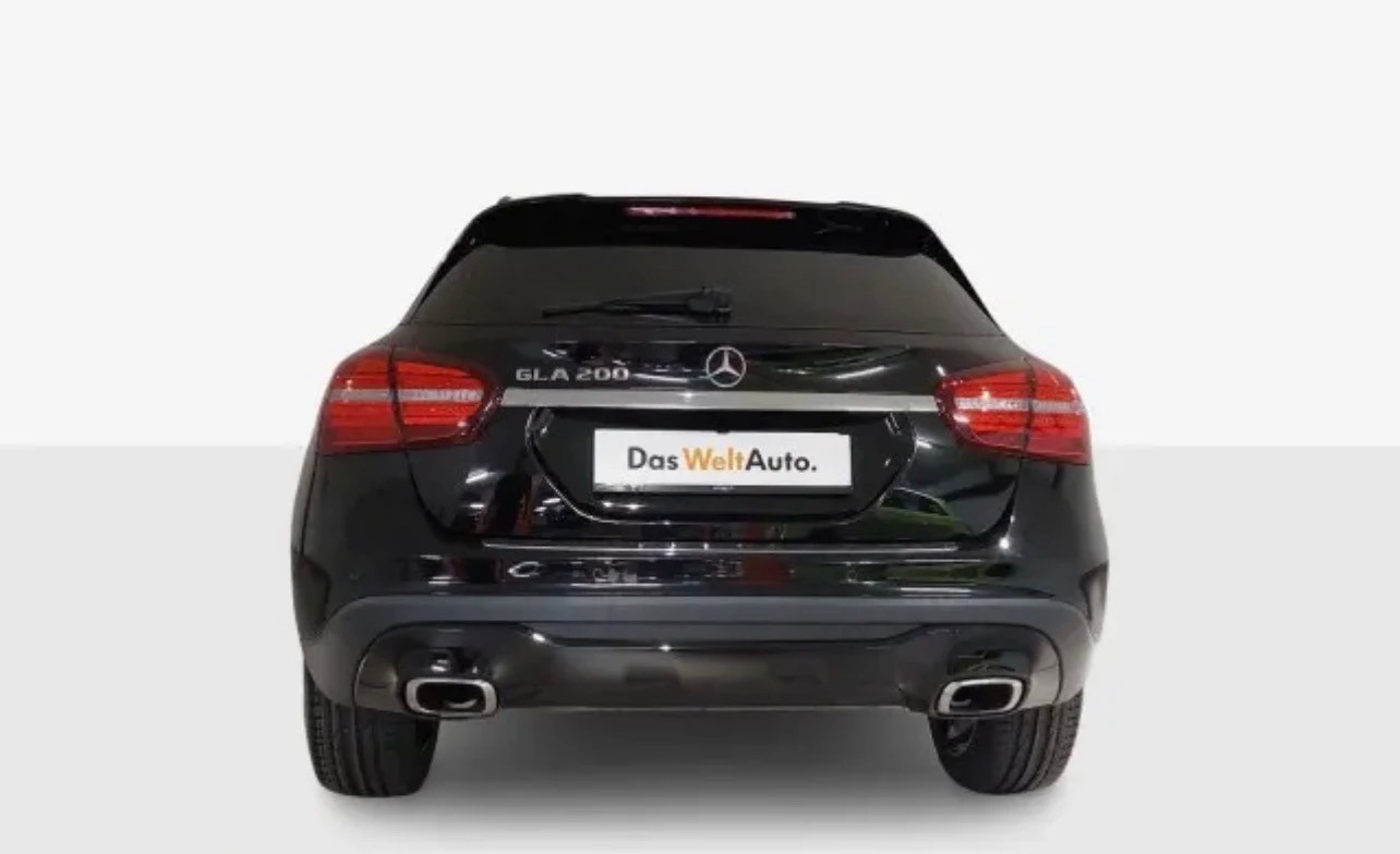MERCEDES-BENZ GLA 200 Night Star 7G-DCT-image-1