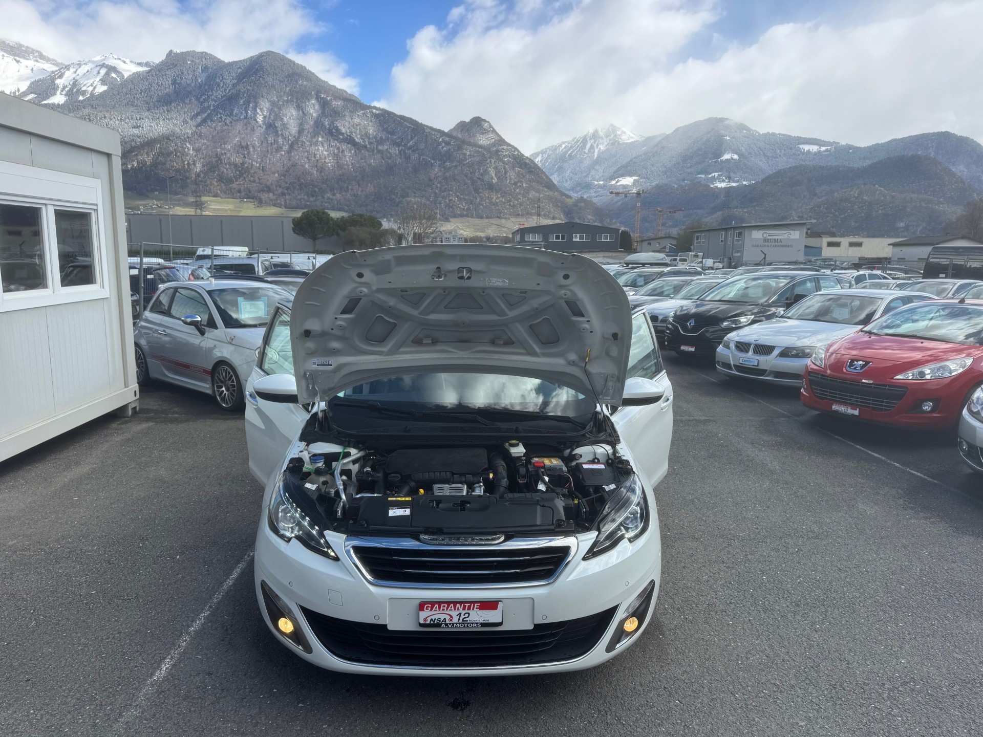 PEUGEOT 308 SW 1.2 THP Féline-image-14